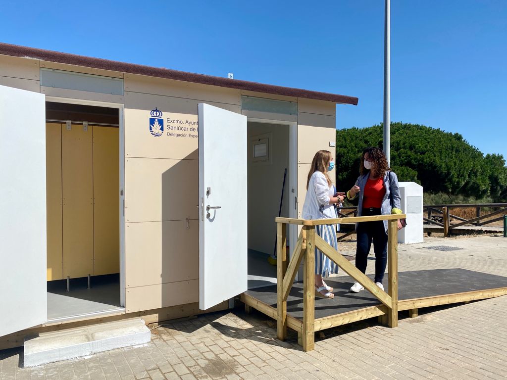 JARAMAR YA CUENTA CON UN NUEVO MÓDULO DE ASEO EN LA ENTRADA A LA PLAYA