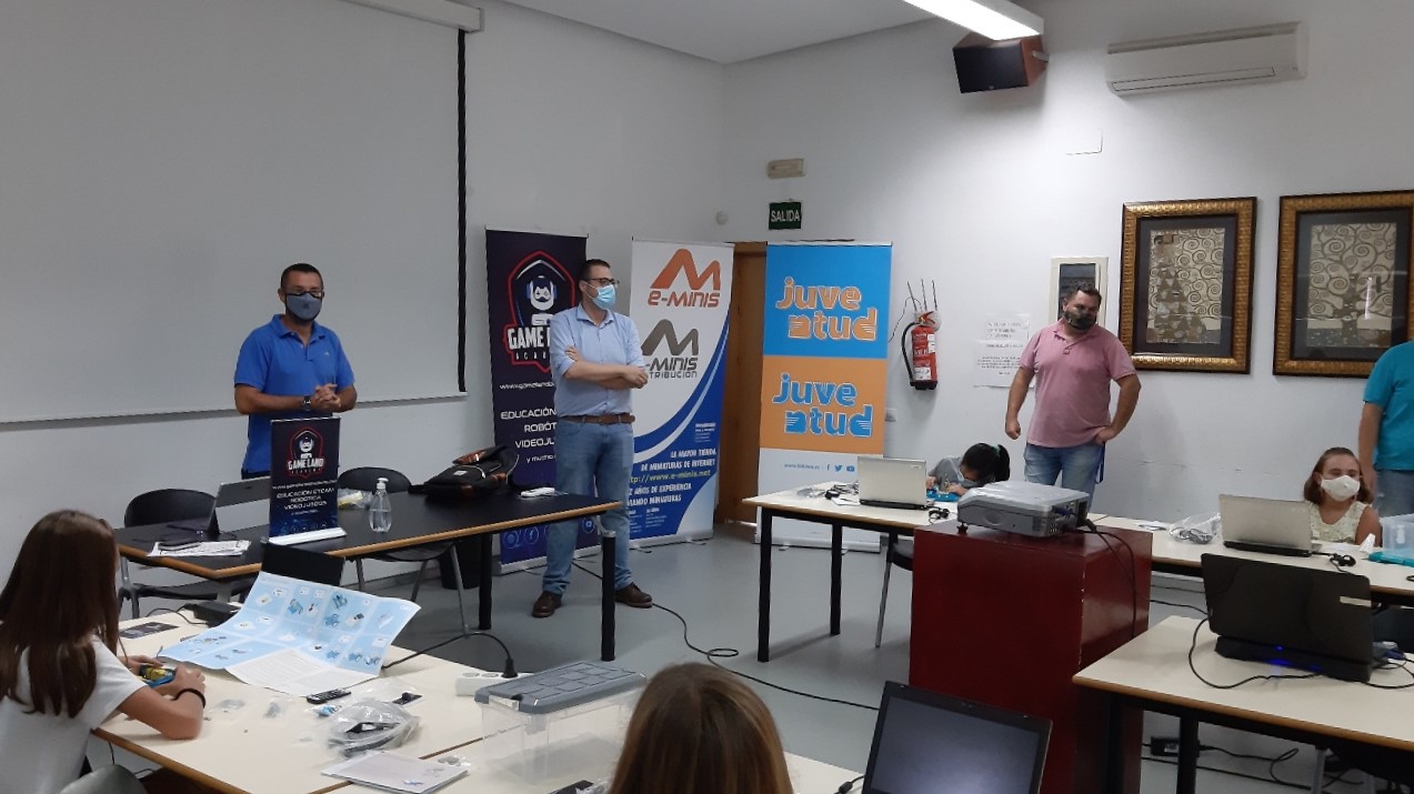 El jueves se celebrará un taller de programación en la Casa de la Juventud de carácter gratuito