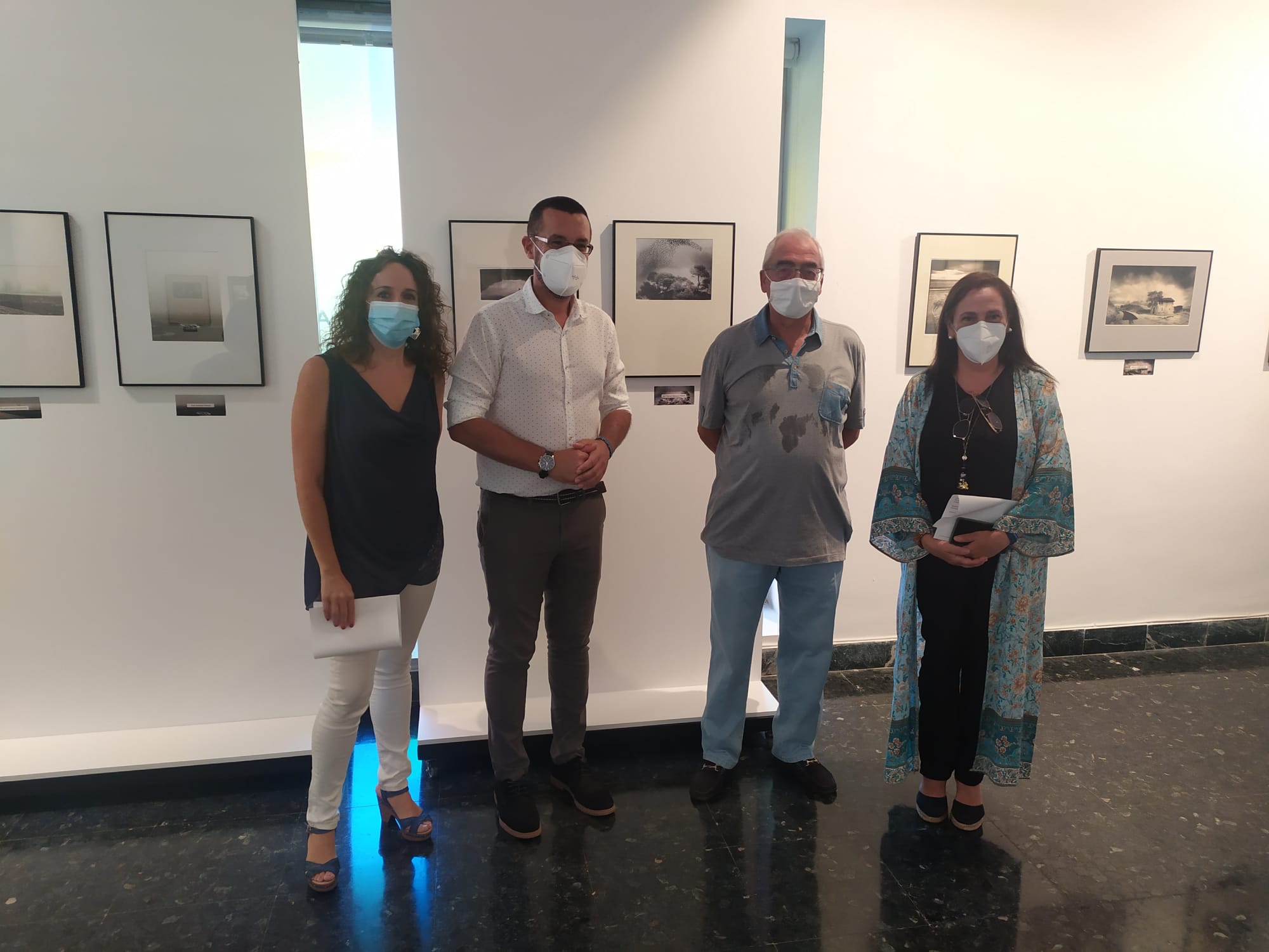 Inaugurada en la Galería Manolo Alés la colección fotográfica de José Manuel Máiquez, ‘Mis amigos artesanos de la fotografía’