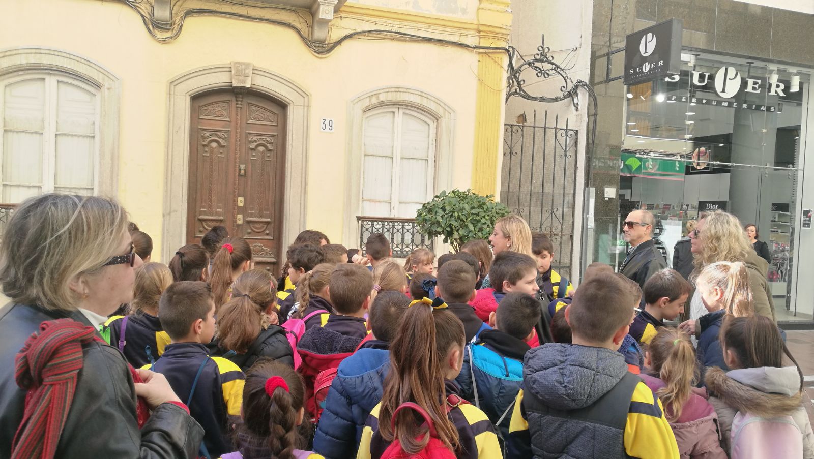 La comunidad educativa opta por la presencialidad de la Oferta Educativa a partir del segundo trimestre del curso en función de la evolución de la pandemia