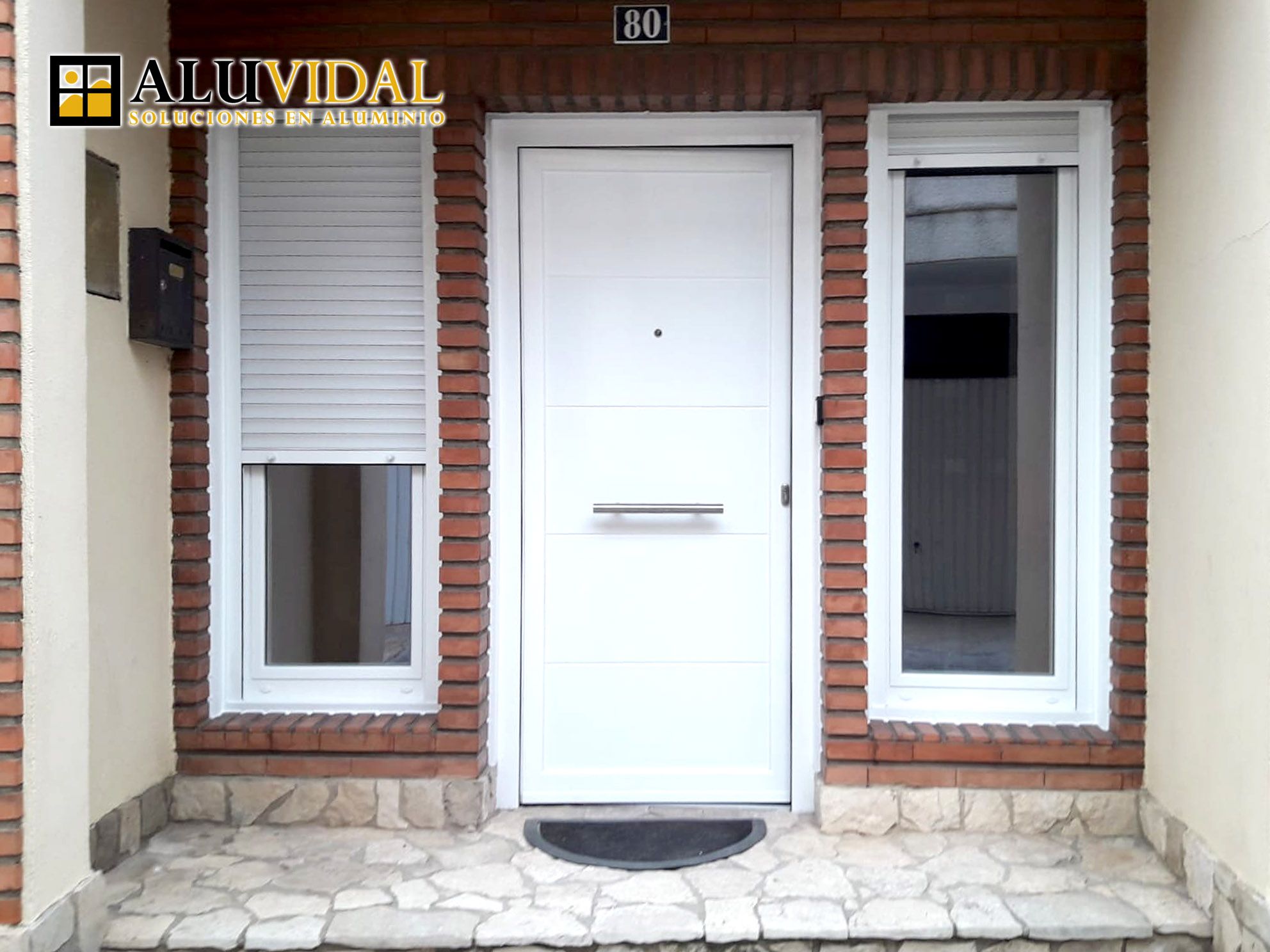 Aspectos a tener en cuenta sobre las puertas de exterior, según ALUVIDAL