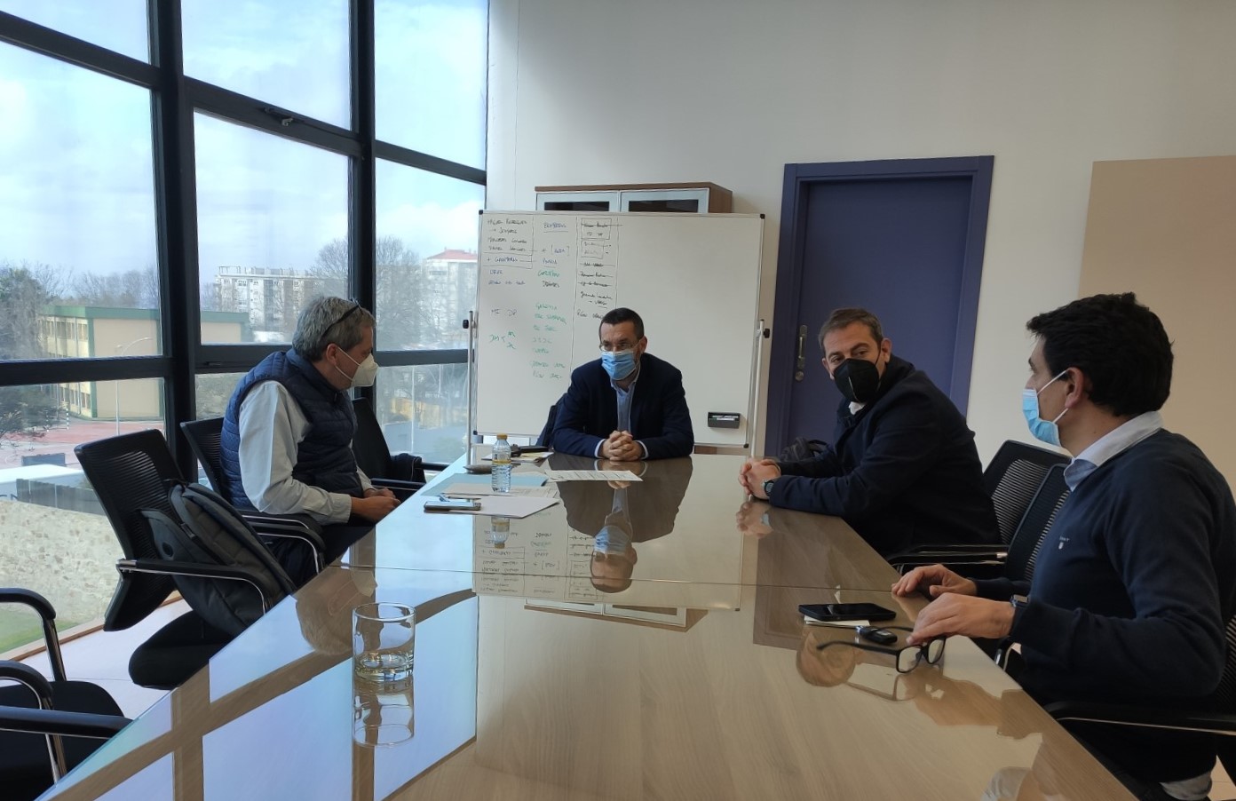 El alcalde abordará con los vecinos la situación del agua en La Alcaidesa