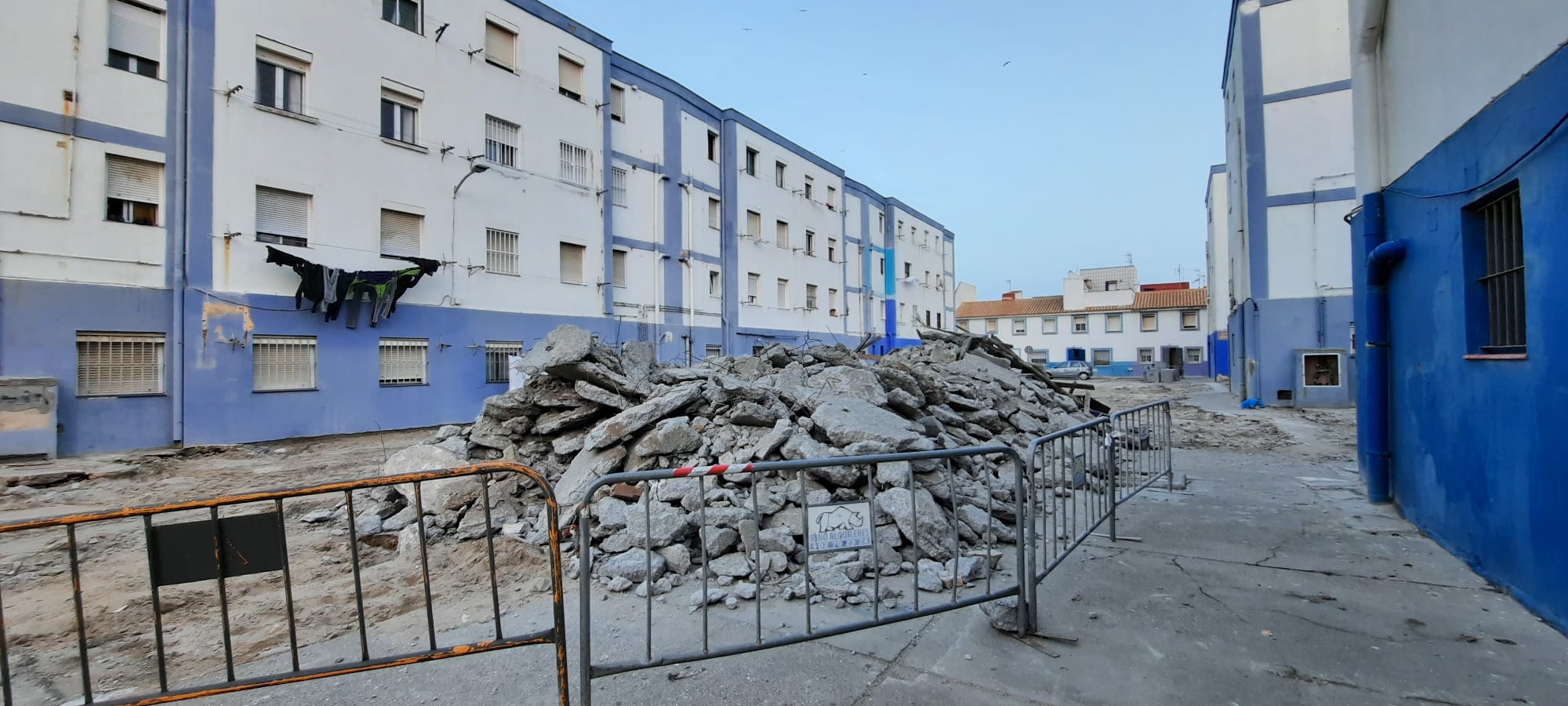 Infraestructuras confirma el inicio de las obras del VI Plan de Asfaltado y Reurbanización por la barriada de San Bernardo