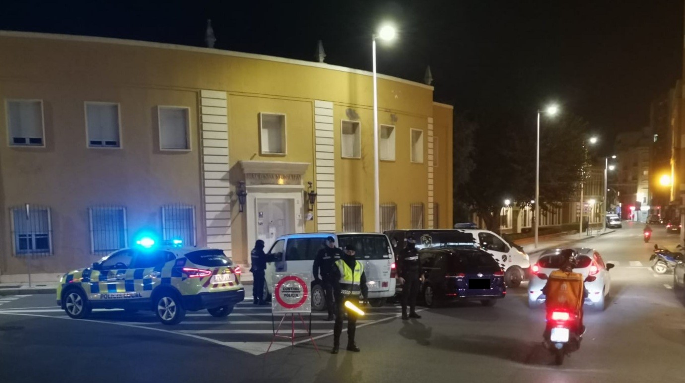 La Jefatura de la Policía Local desarrolla una campaña de control por radar de los límites de velocidad en vías urbanas