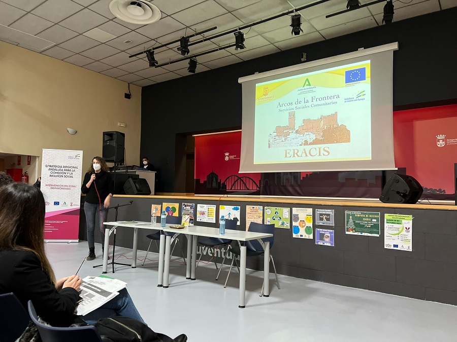 El Equipo de la ERACIS de Arcos trabaja en encuentros provinciales