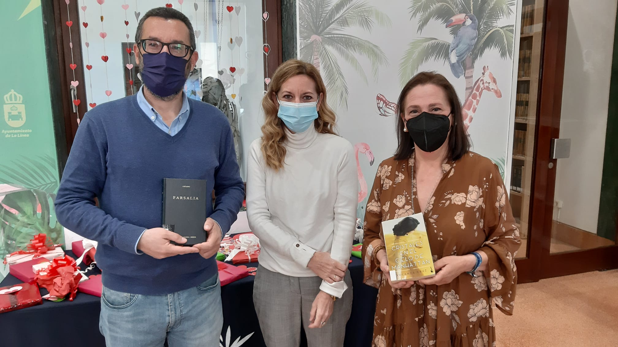 El alcalde y la concejal de Cultura participan en ‘Cita a ciegas con un libro’