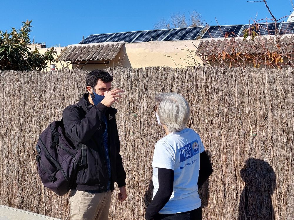 La energía solar comienza a iluminar la Cañada Real
