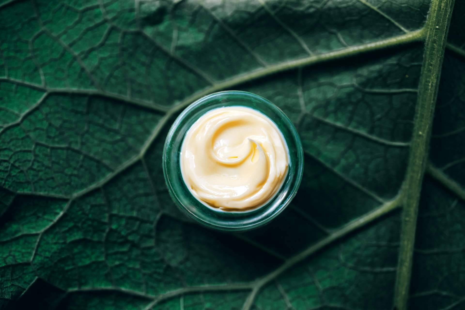 Taller online de principios activos de cosmética natural con Sara Sierra