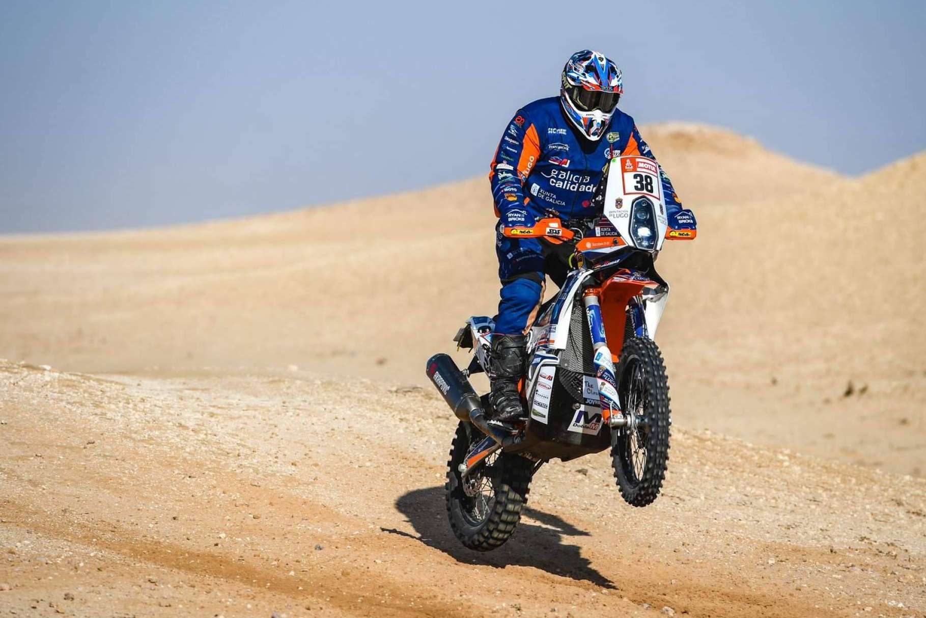 Ropa off road en el Rally Dakar personalizada, de la mano de ADHESIVOSEMBARRADOS