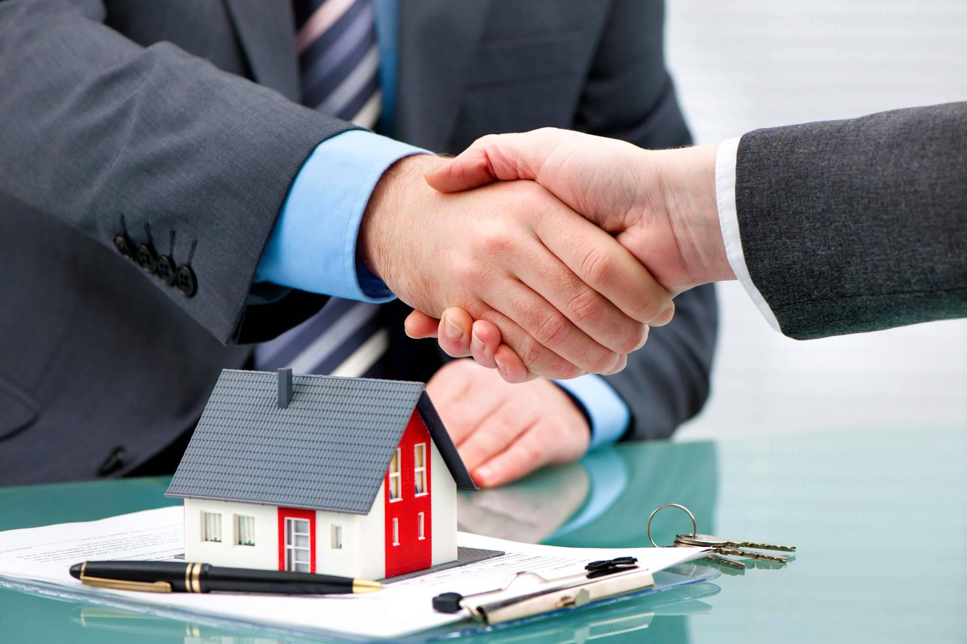 Los beneficios de comprar un inmueble a través de inmobiliarias en Bogotá