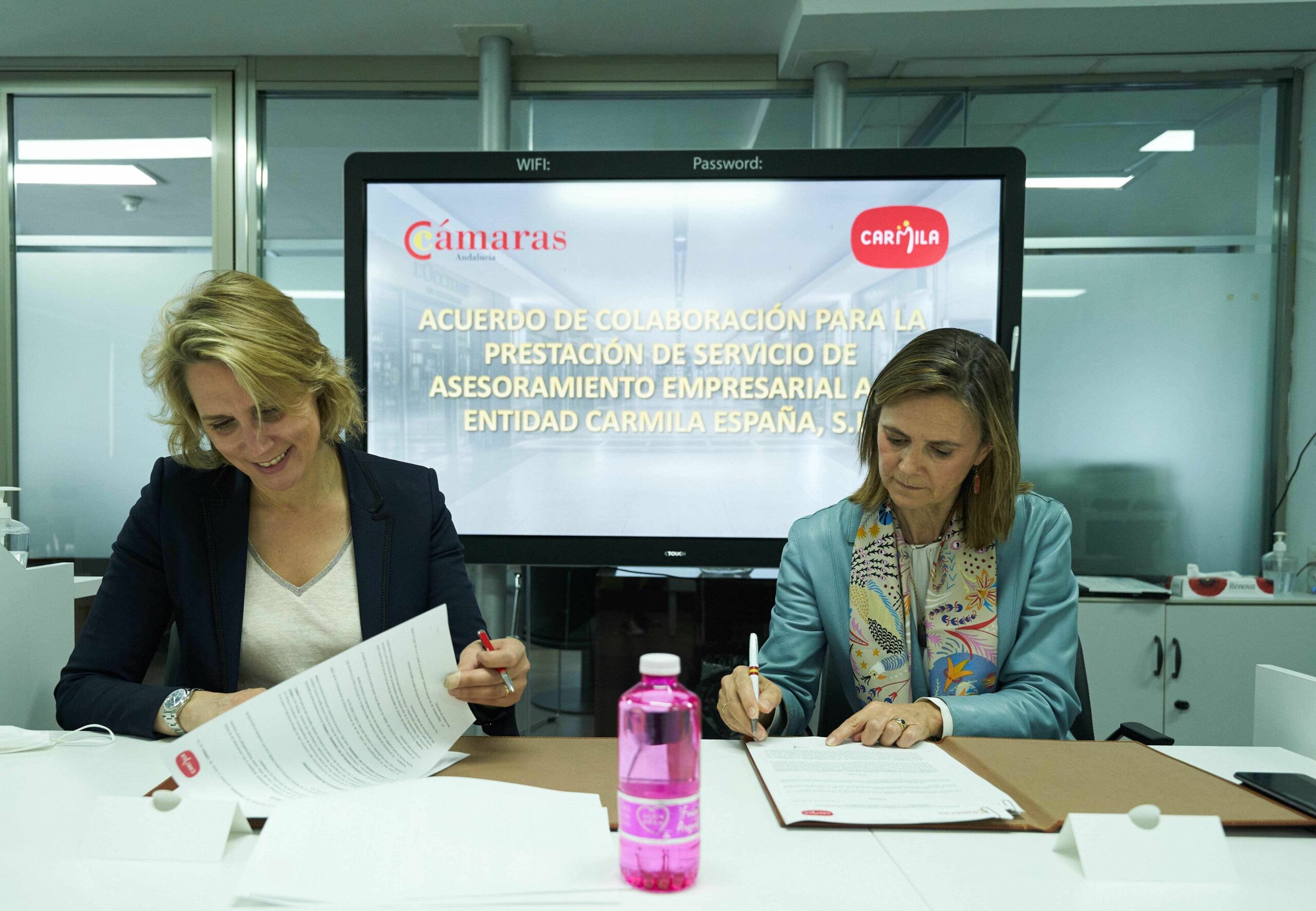 Carmila y El Consejo Andaluz de Cámaras renuevan su colaboración para impulsar el comercio de la región