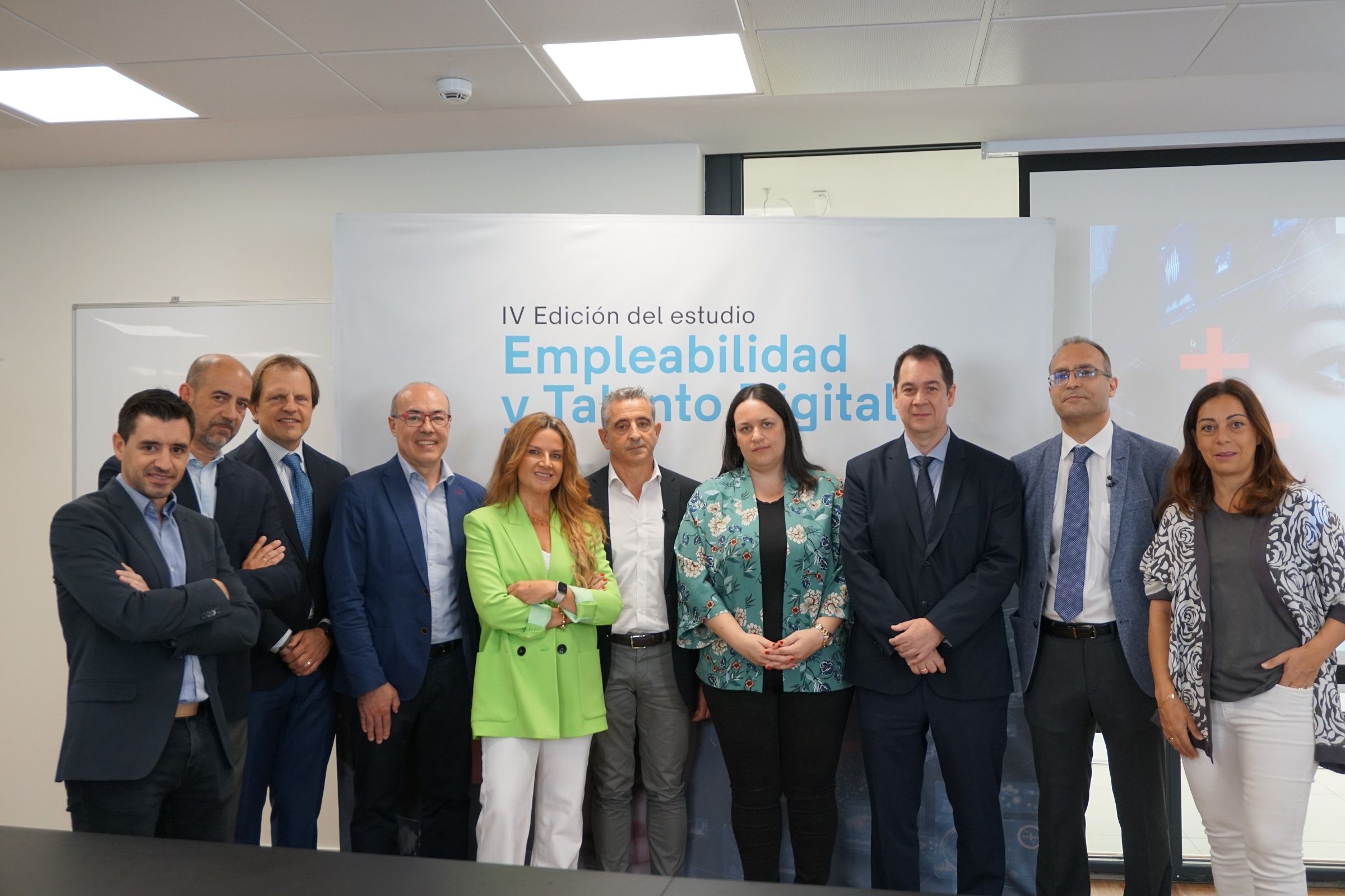 Se mantienen 7.000 vacantes anuales en puestos de trabajo cualificados del sector TIC en España