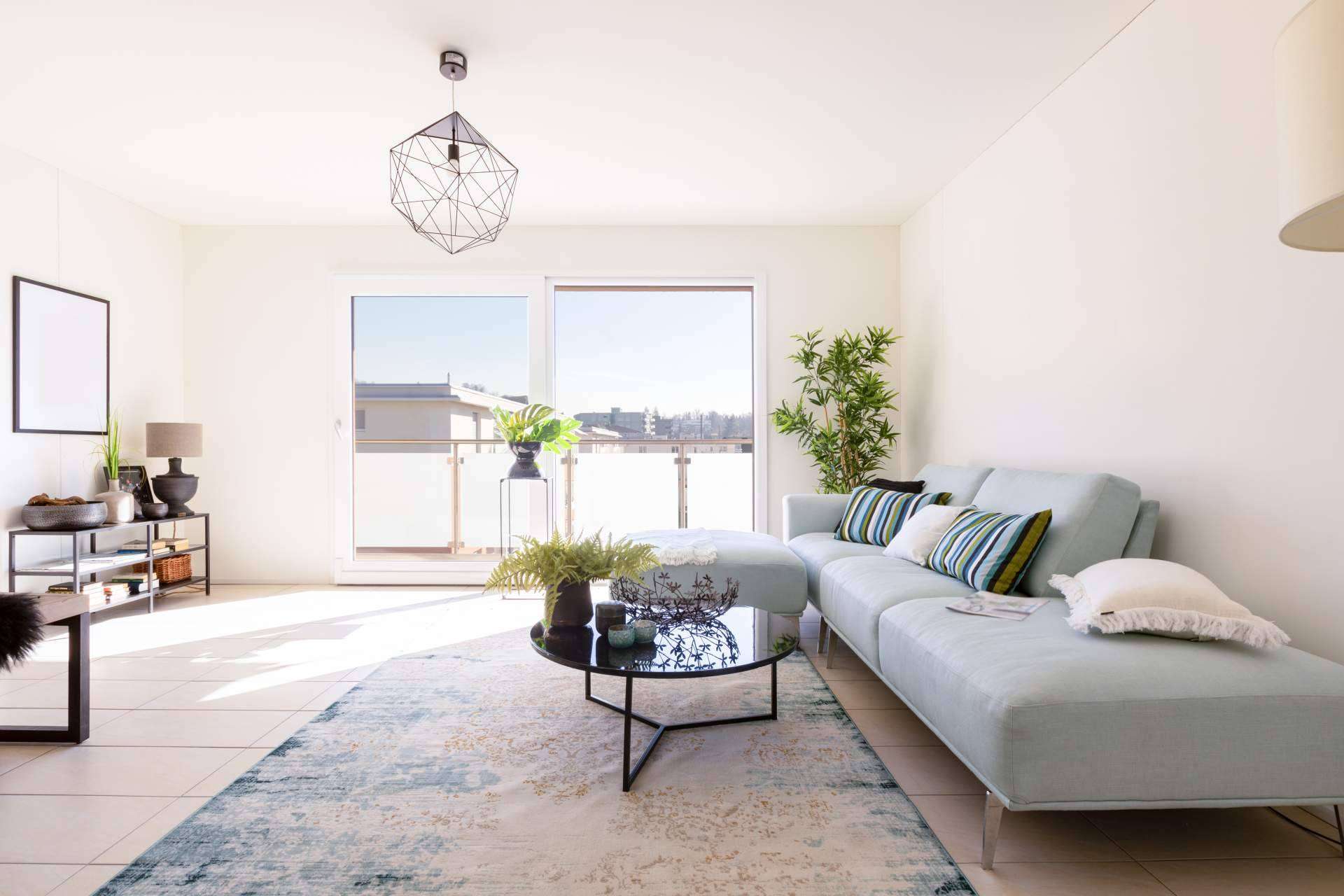 Los beneficios del servicio de Home Essentials para amueblar un piso