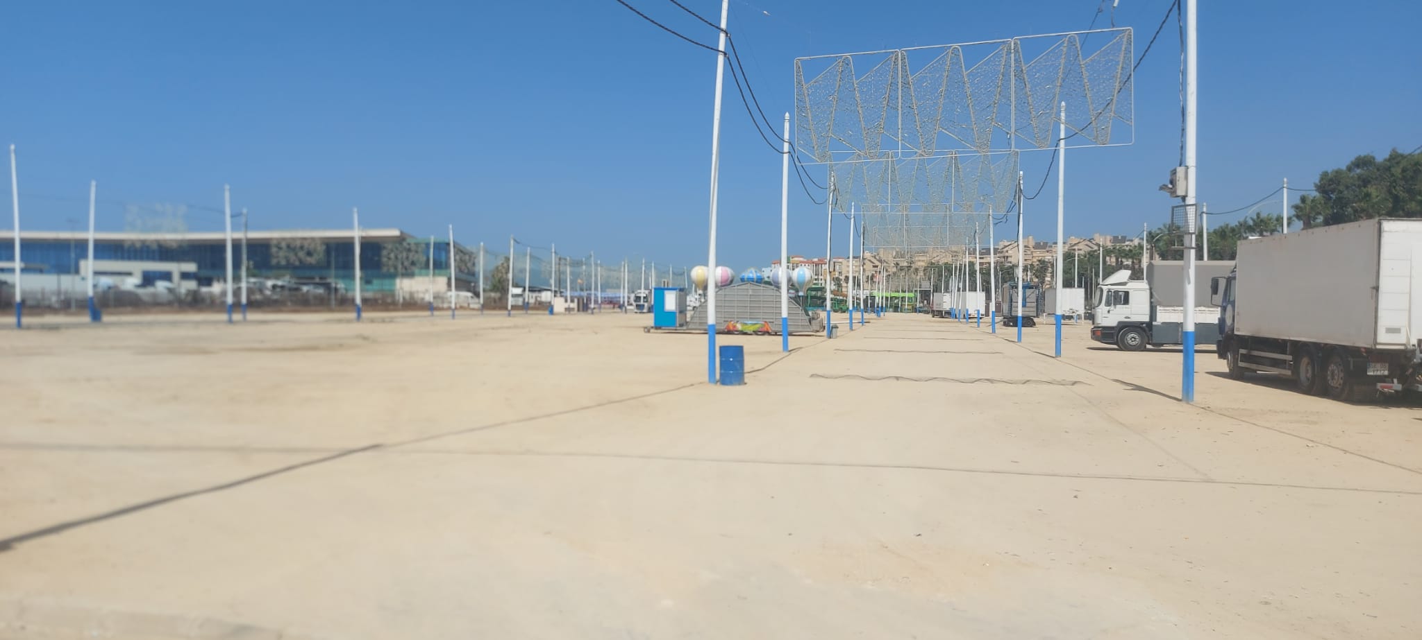 Avanza a buen ritmo la limpieza del recinto ferial y zonas adyacentes