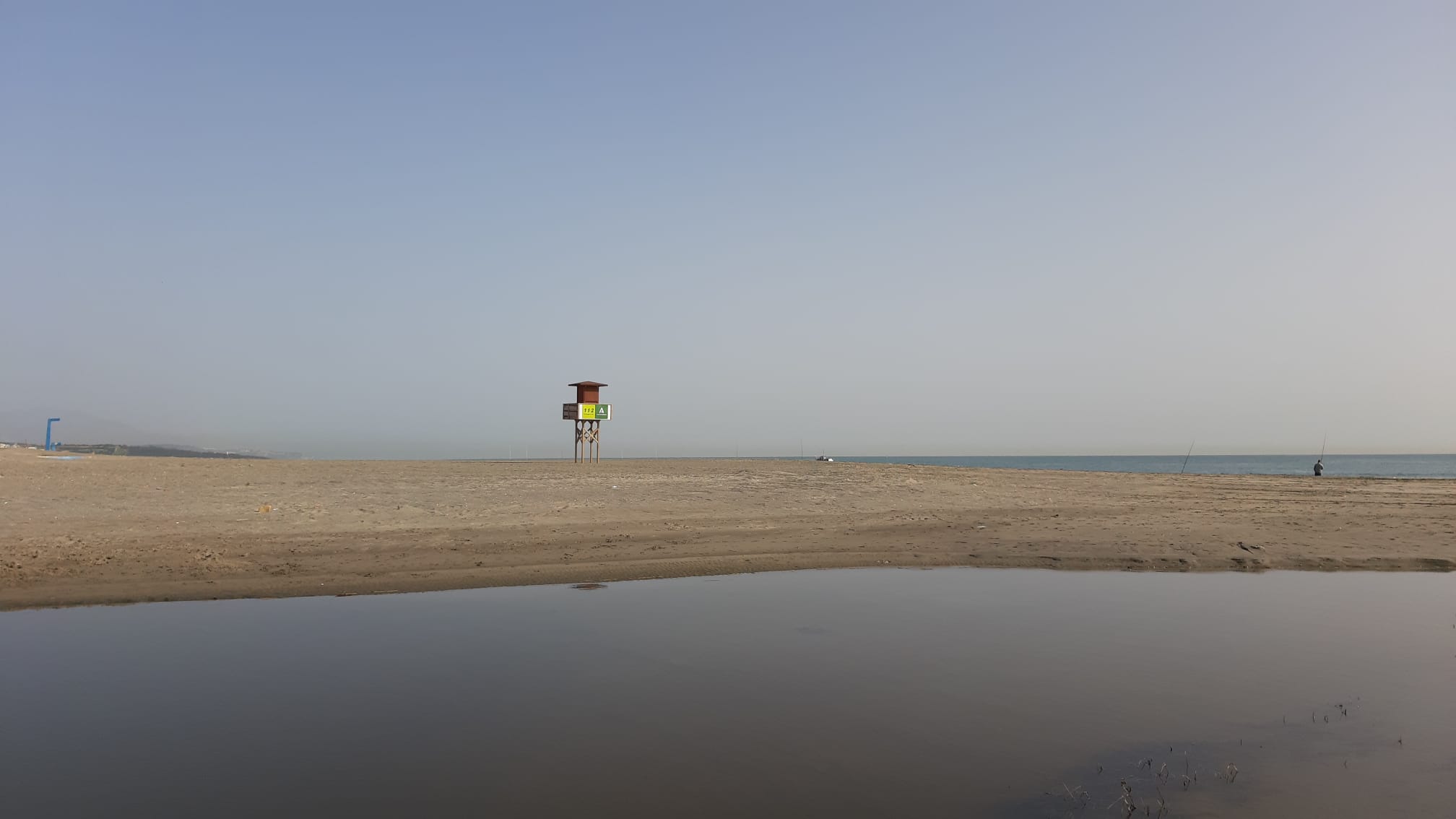 Certificada la buena calidad de las aguas de baño en las playas de Poniente y Levante