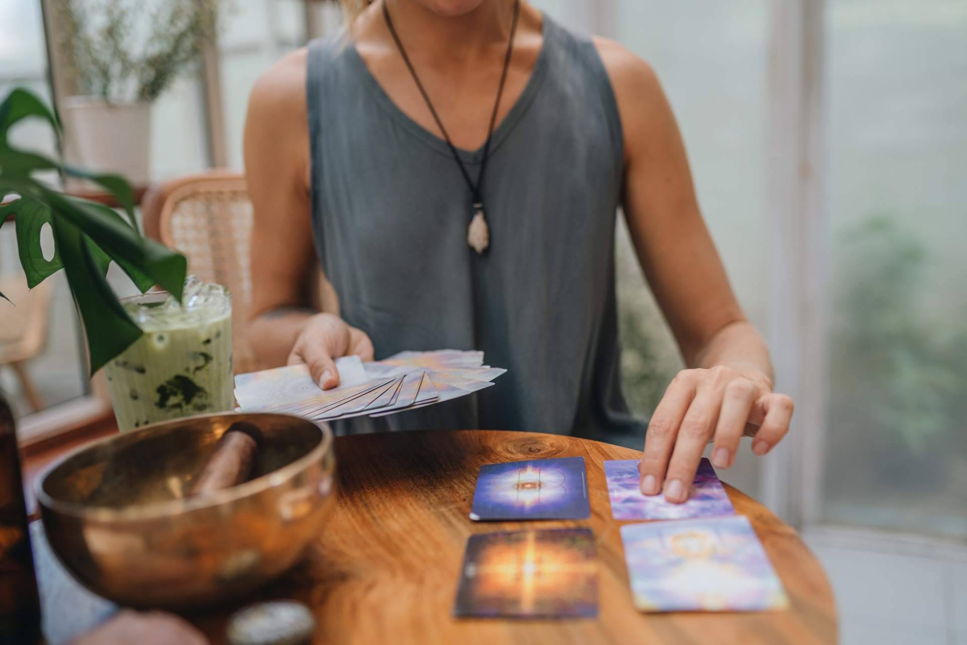 La relación del tarot y el amor en España, por Marta Aguado