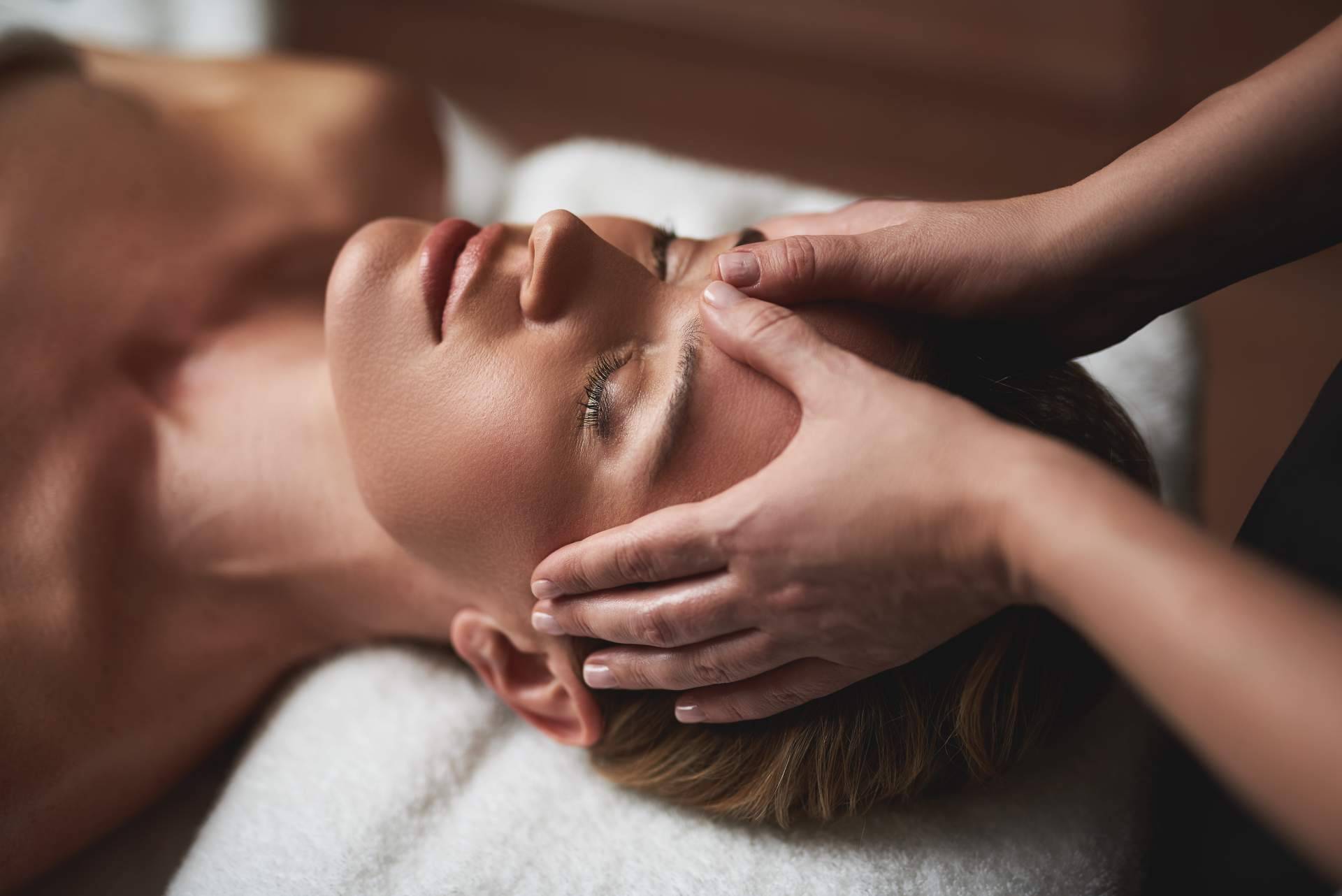 Cursos reiki en Gijón y recursos naturales para la salud de la mano de Fortalecimiento Vital