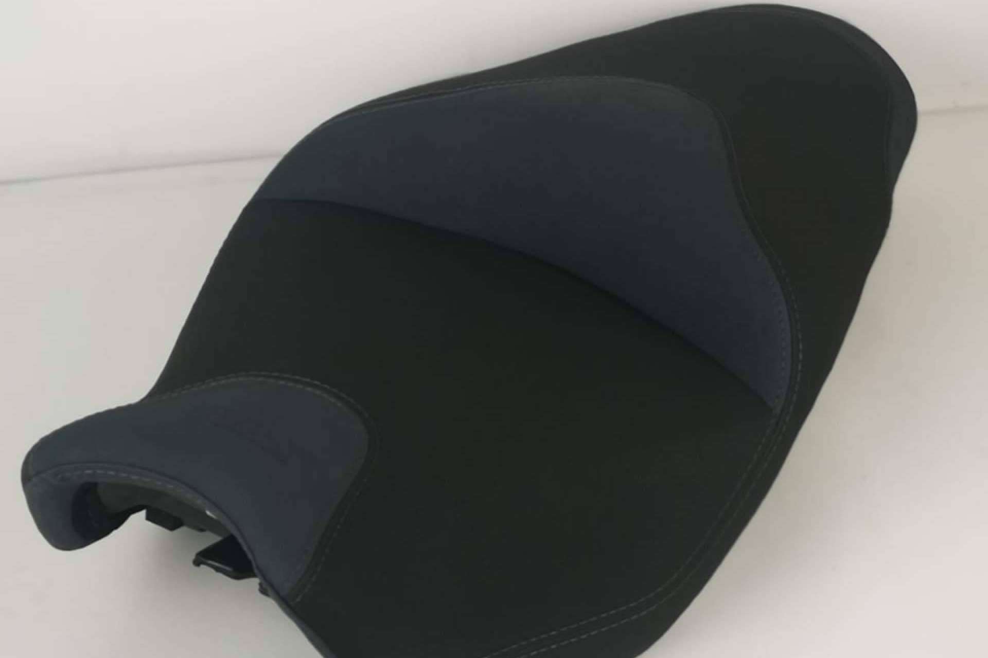 JM - FUNDAS ofrece asiento de moto confort