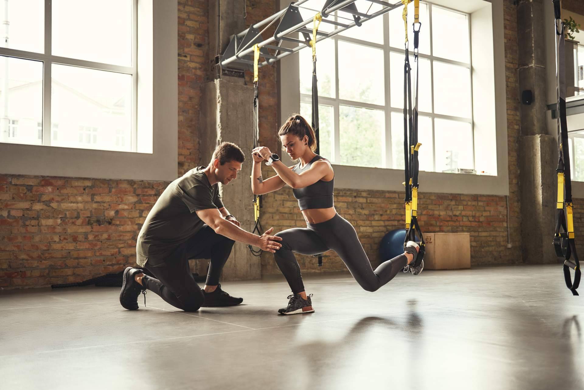 ¿Cuáles son los beneficios del entrenamiento físico?, la facilidad para encontrar un centro cerca con DeGimnasios