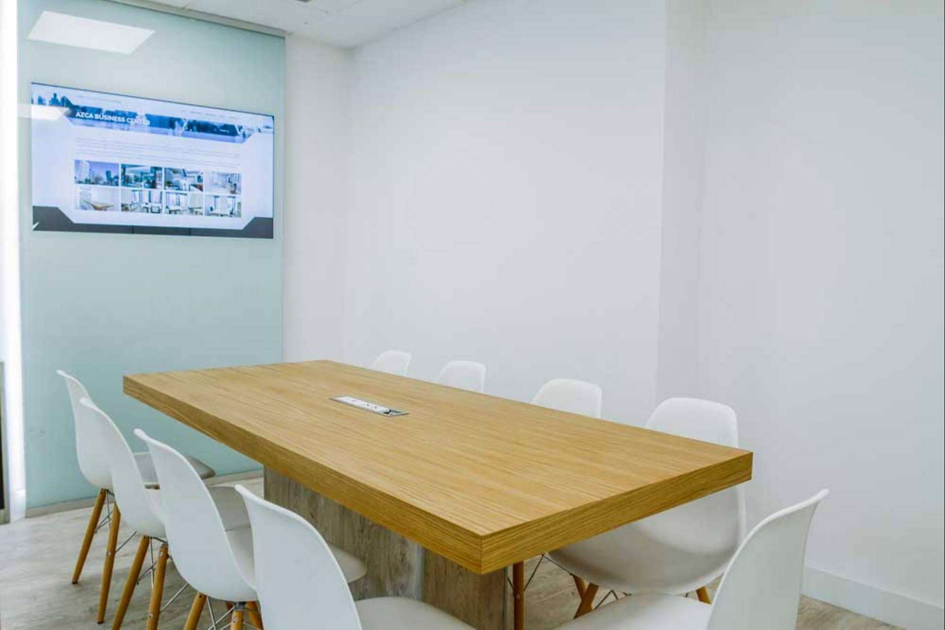 ¿Cuáles son los beneficios del alquiler salas de reuniones en Madrid con Atrium?