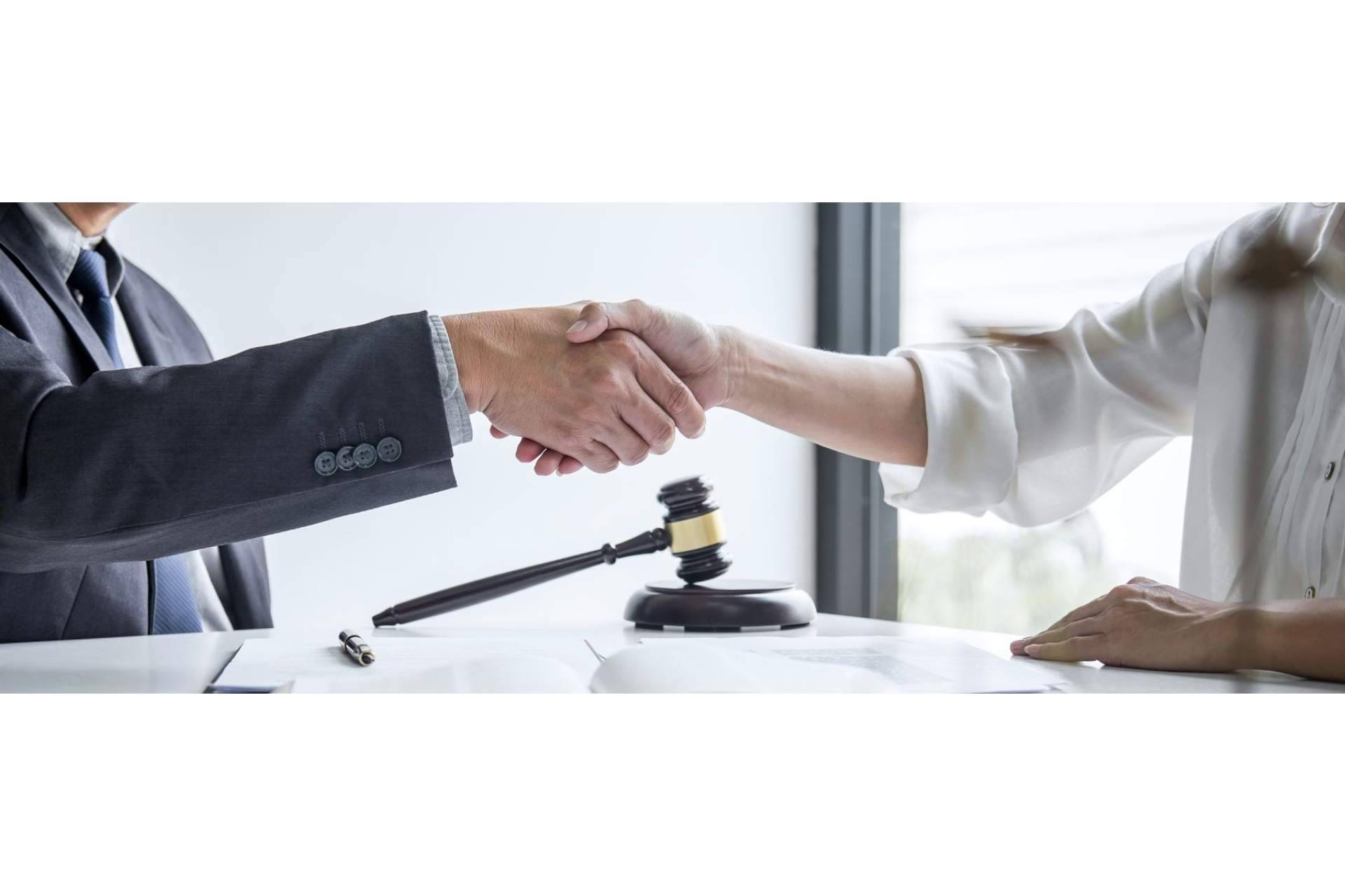 Organizar eventos con los servicios de consulting para implementar y adecuar espacios, hoteles, restaurantes y caterings