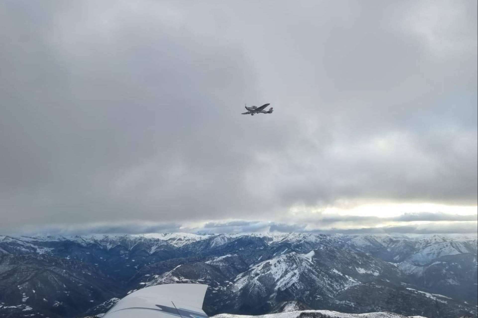 Aprender teoría y práctica en el curso de piloto de ultraligero que ofrece Asturfly