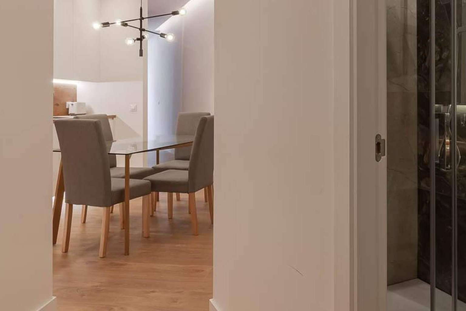Vender pisos reformados y buscar viviendas sin reformar gracias a la captación inmobiliaria y el desarrollo tecnológico que ofrece Goza Madrid