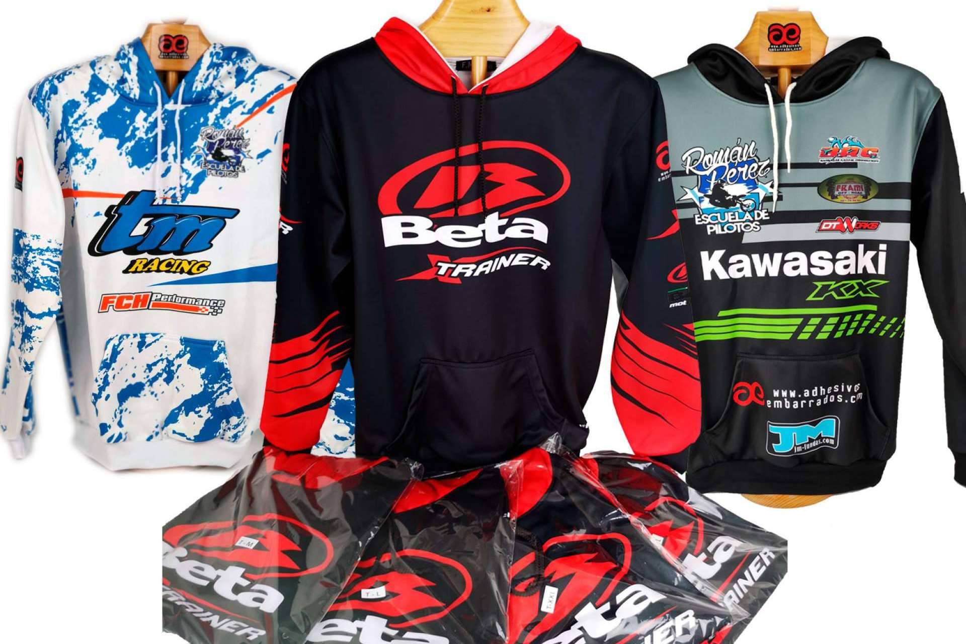 Sudaderas personalizadas para motos con los modelos exclusivos de ADHESIVOSEMBARRADOS