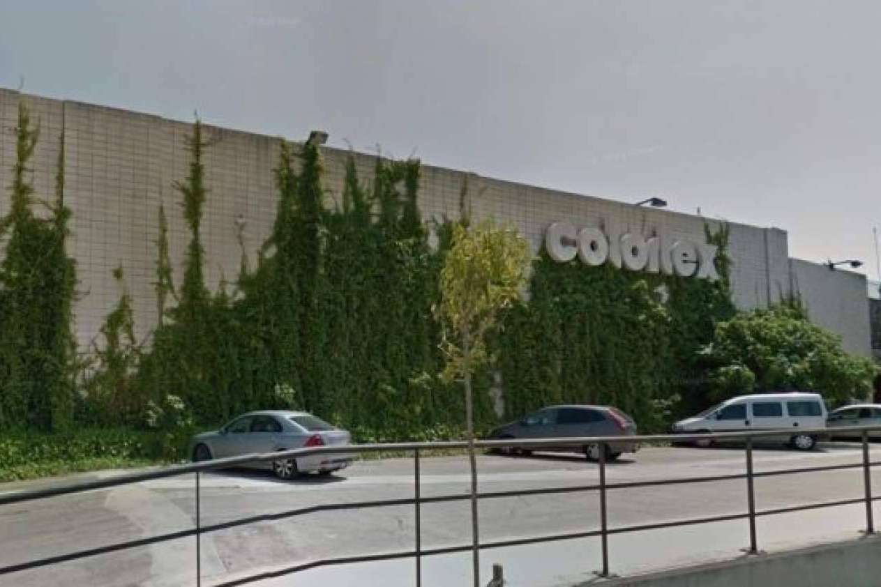 Colortex saca a subasta el futuro solar de 90 mil metros