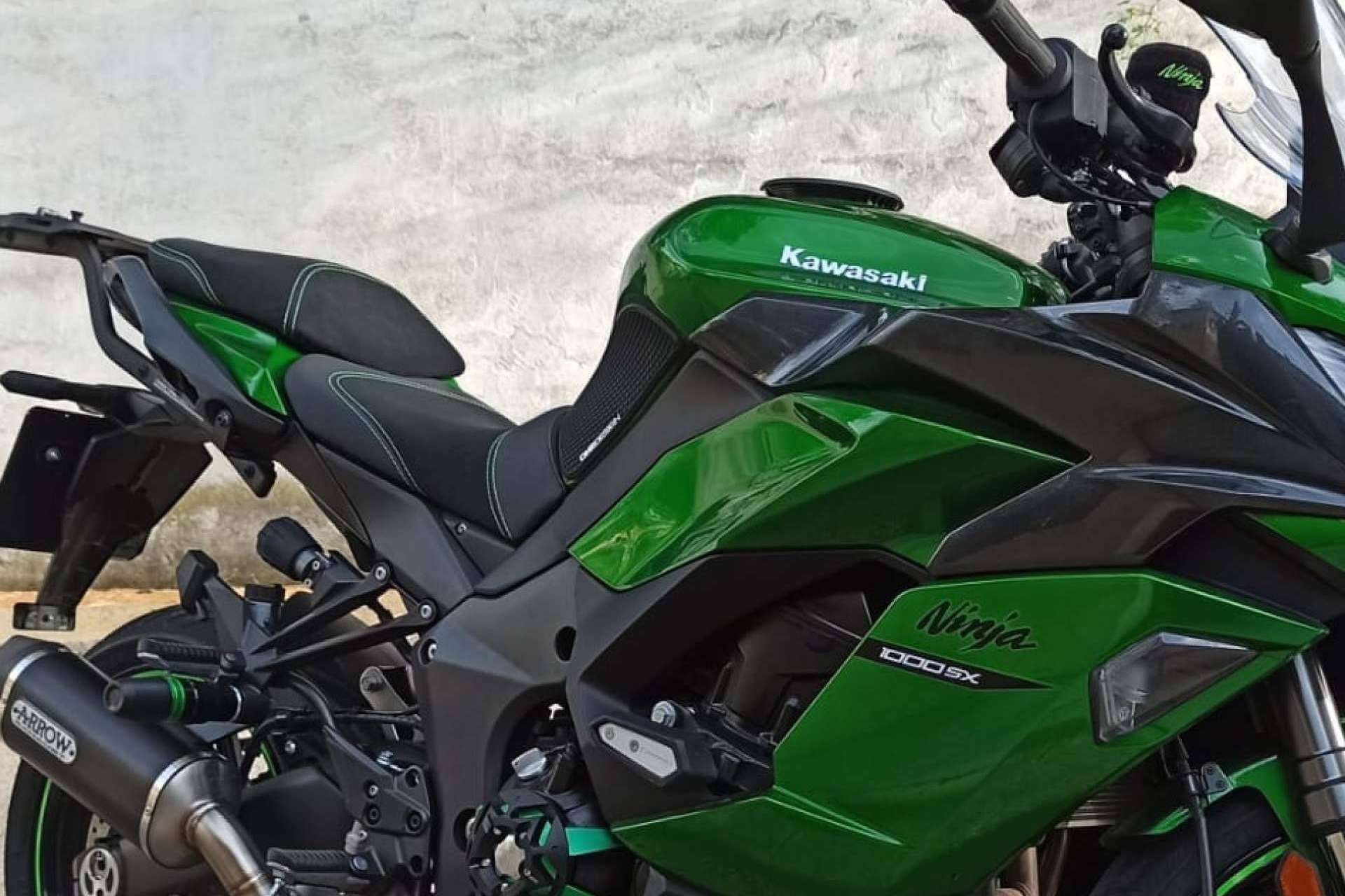 Mejorar la experiencia del conductor de la mano de JM-FUNDAS y sus asientos de moto cómodos