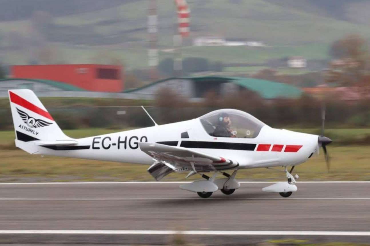 El curso para convertirse en piloto de ultraligero en Asturias, de la mano de Asturfly