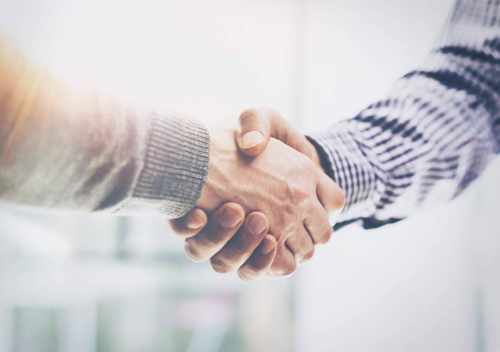 ¿Qué caracteriza al proceso de contratación de Hirint?