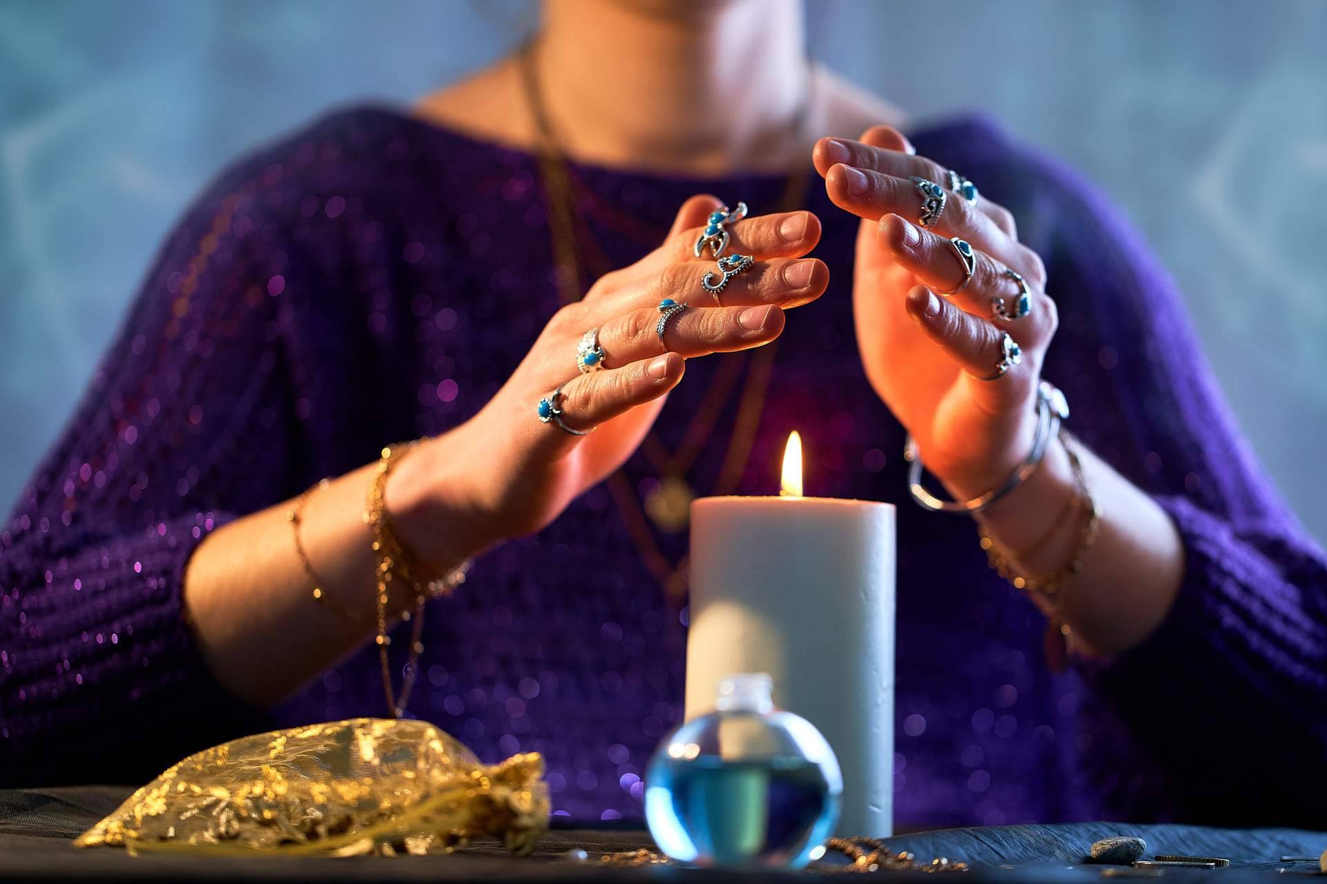 Variedad de rituales, hechizos y amarres de amor con Mariela Gauna