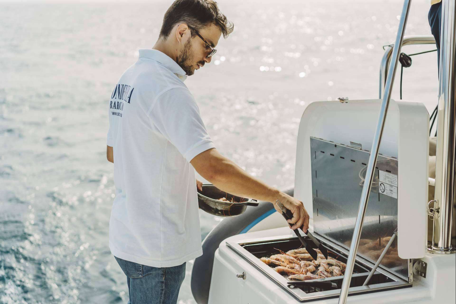 Actividades en un barco privado con Sondevela