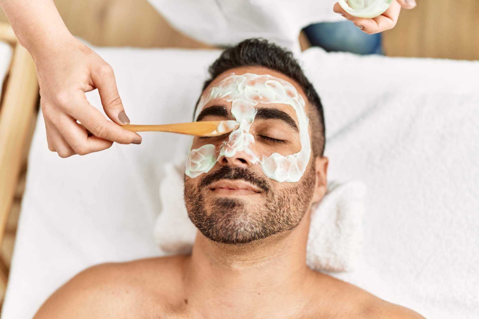 Los tratamientos de higiene facial masculina disponibles en Malecare