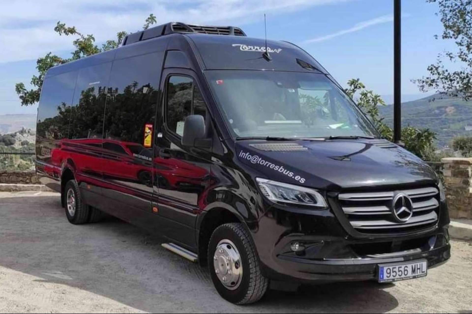 Alquiler de coches de lujo en Madrid de la mano de Torres Bus