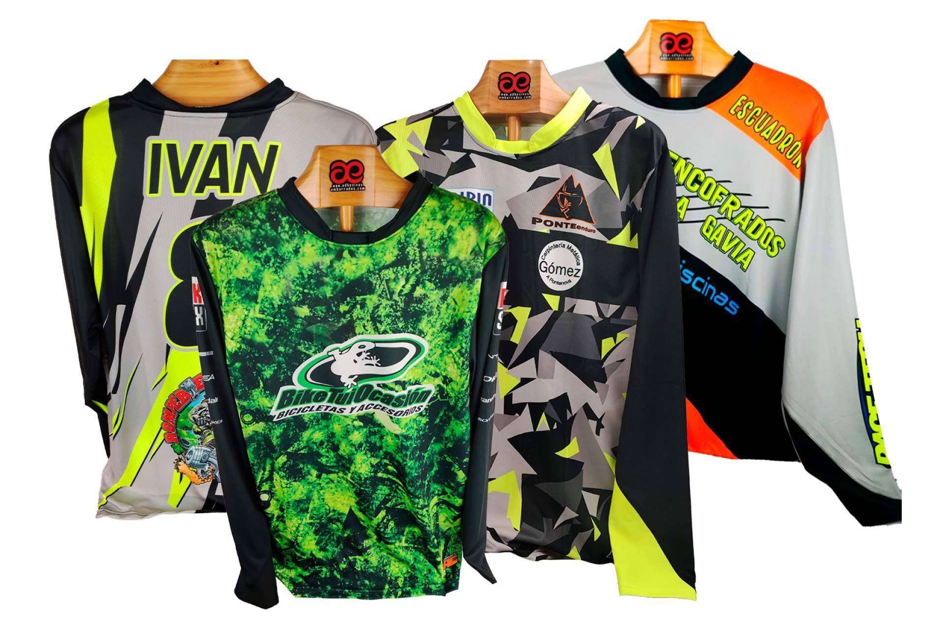 Camiseta motocross en ADHESIVOSEMBARRADOS