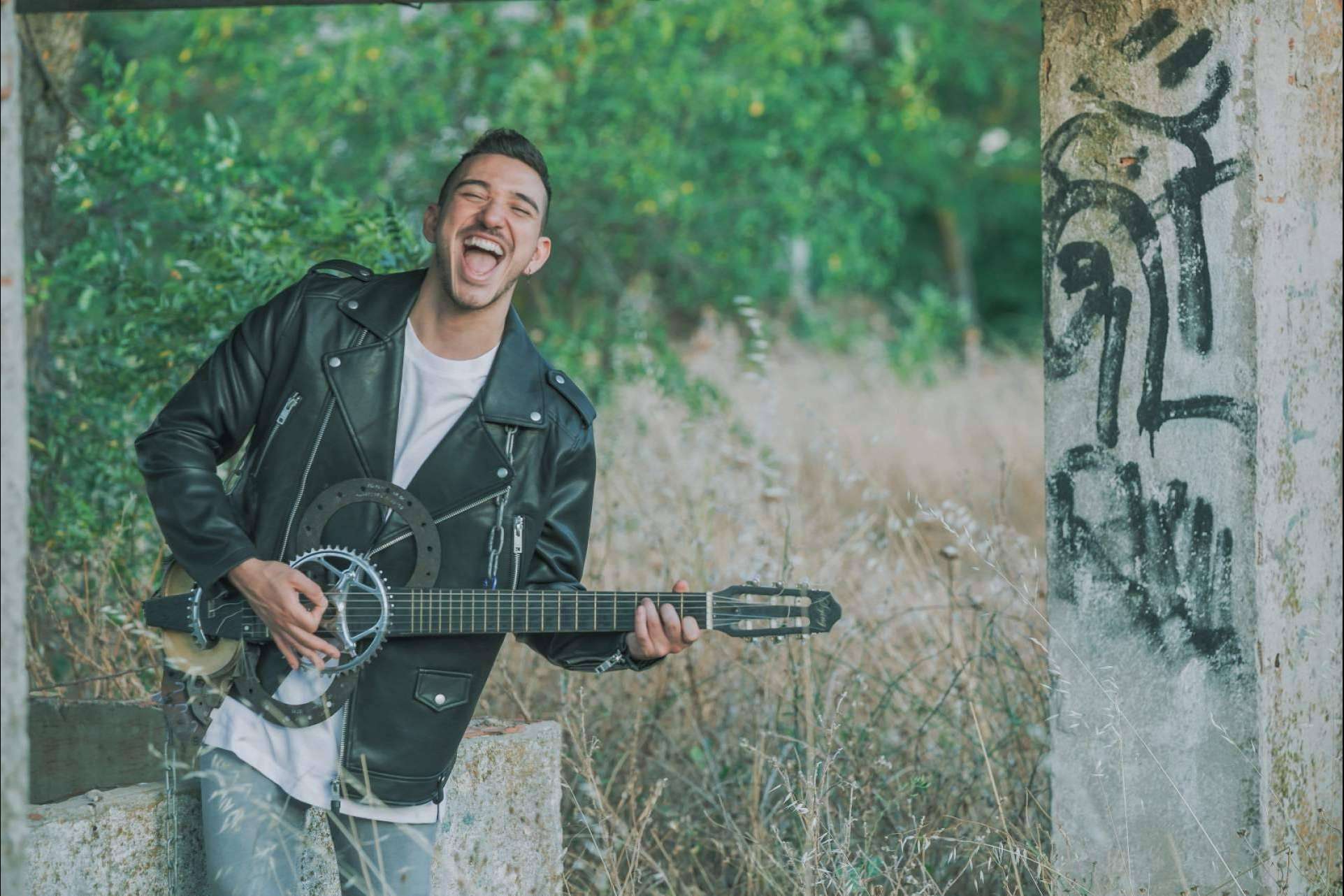 Lanzamiento de 'Dos extraños', el nuevo trabajo de Bruno Alves