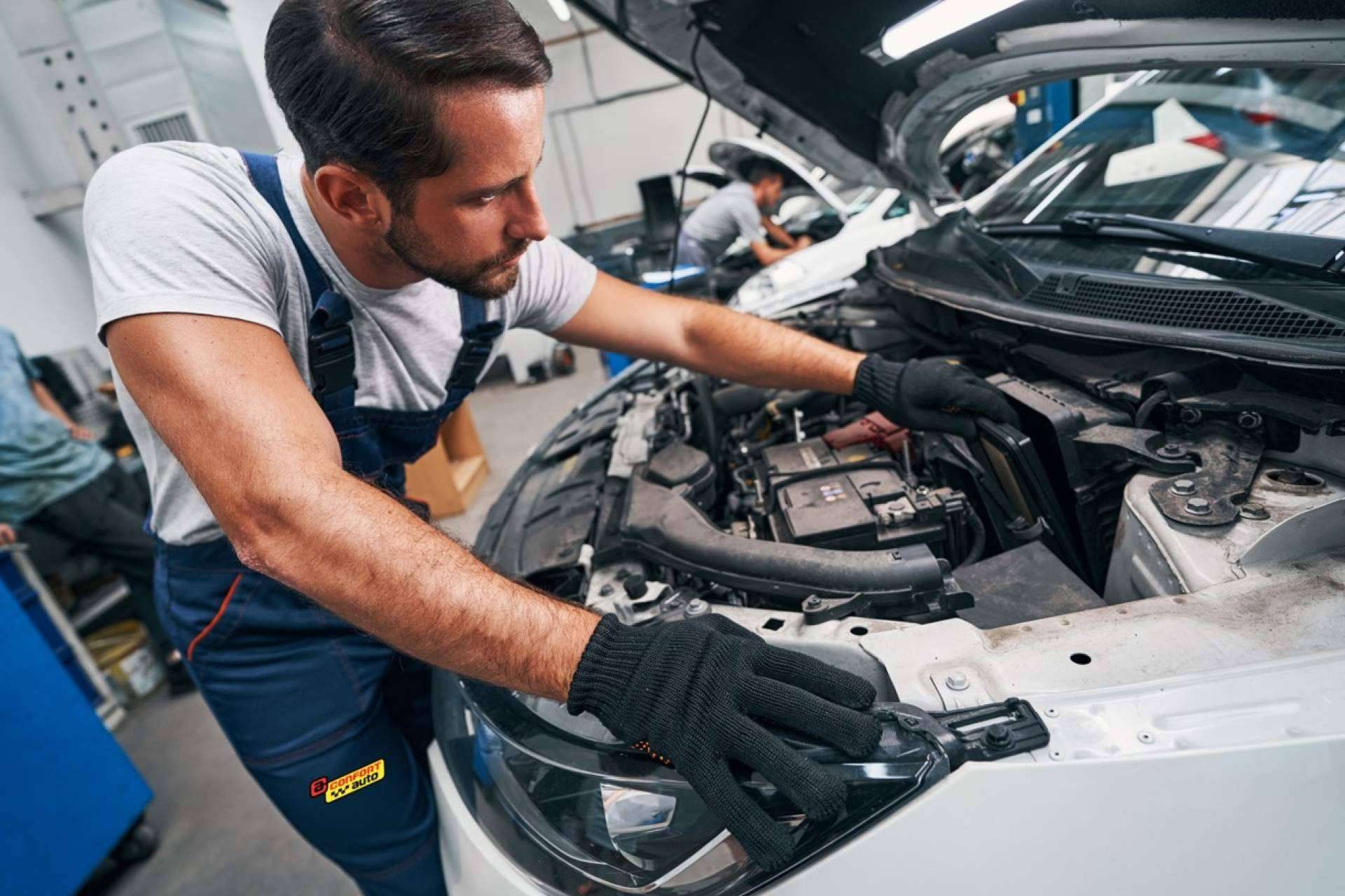 Confortauto ofrece especialistas en cambio de filtro de aire del coche