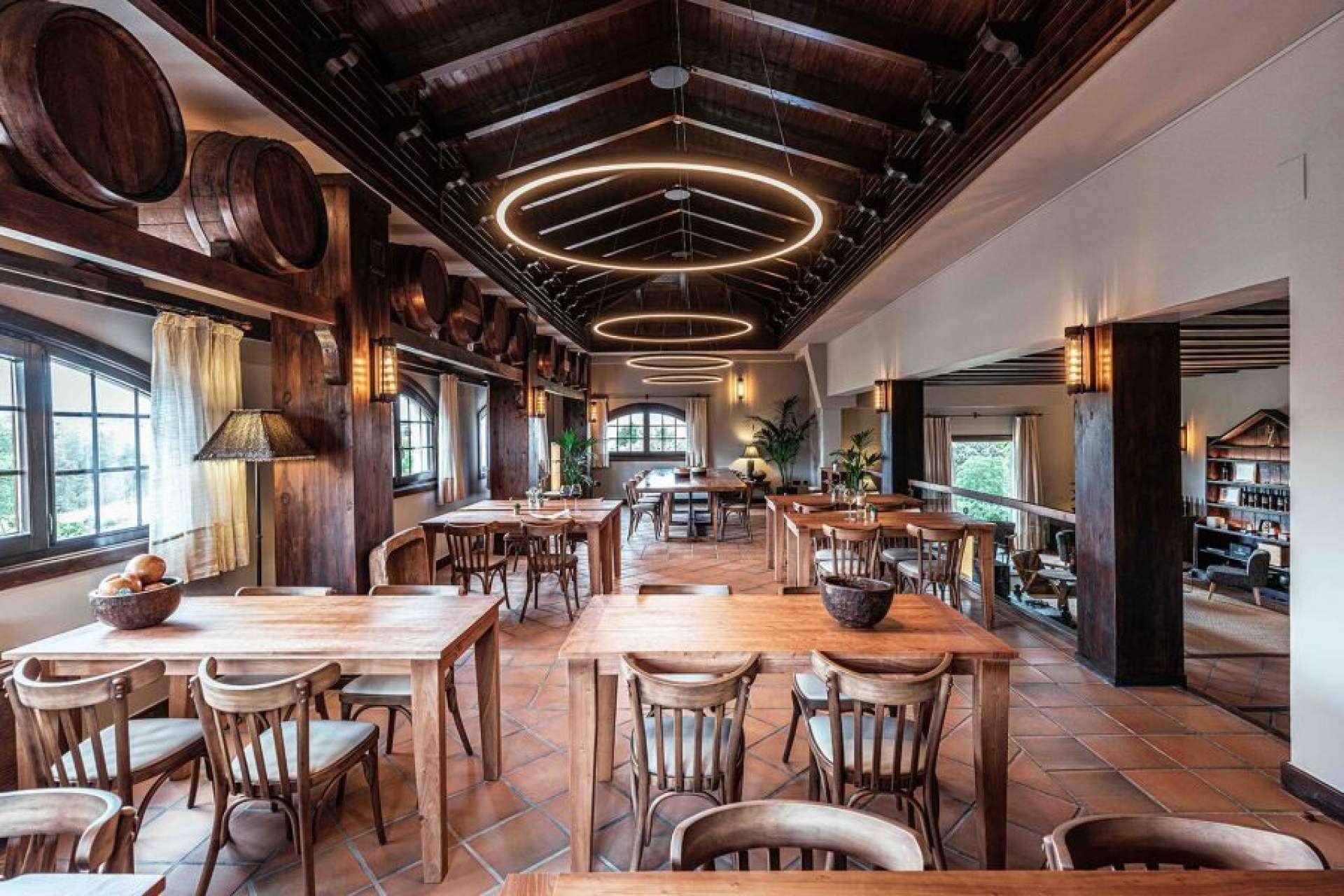 En el interiorismo de restaurantes, el poder de la iluminación de la mano de INDAStudio