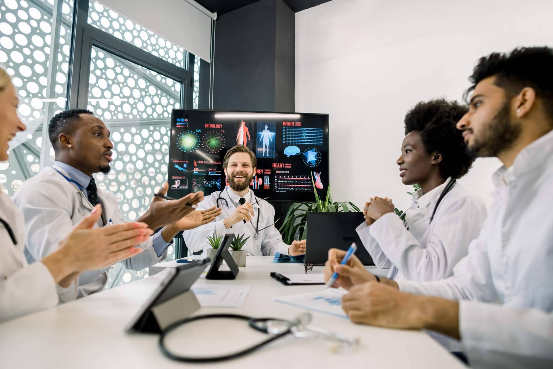 HRLOG, las 5 C del trabajo en equipo y la digitalización