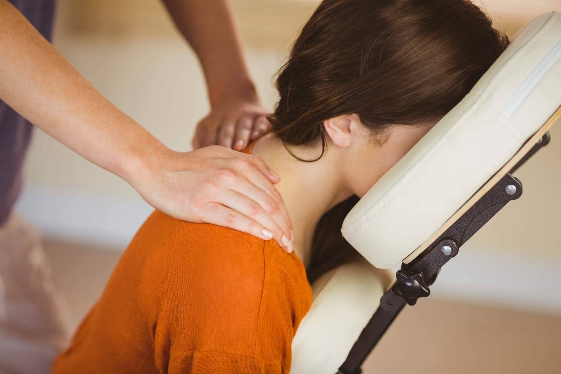 Beneficios del masaje para empresas ofrecido por Quiromasaje Barcelona