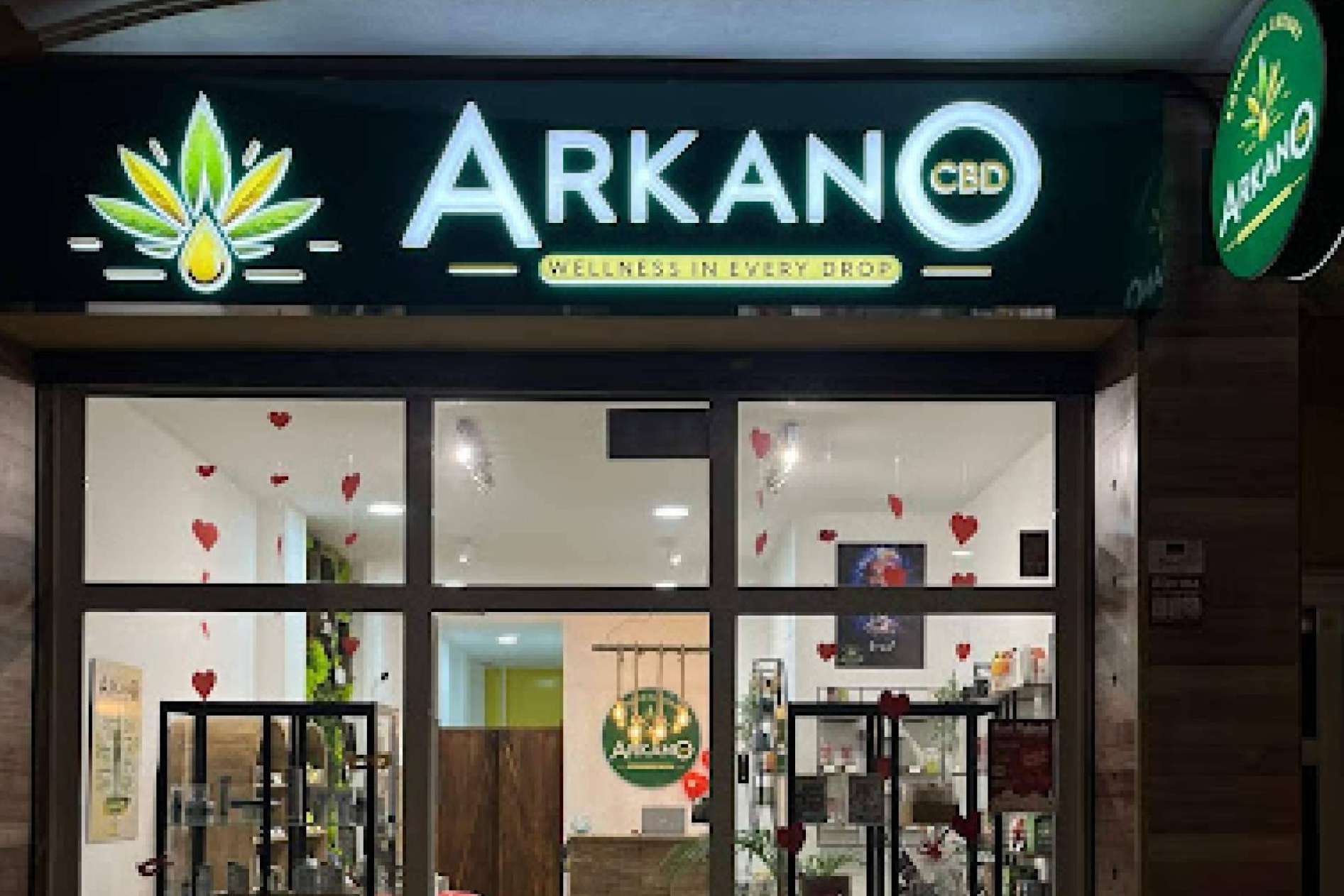 Entrevista al equipo de Arkano CBD, referentes en cannabis medicinal con la producción y venta de productos de calidad