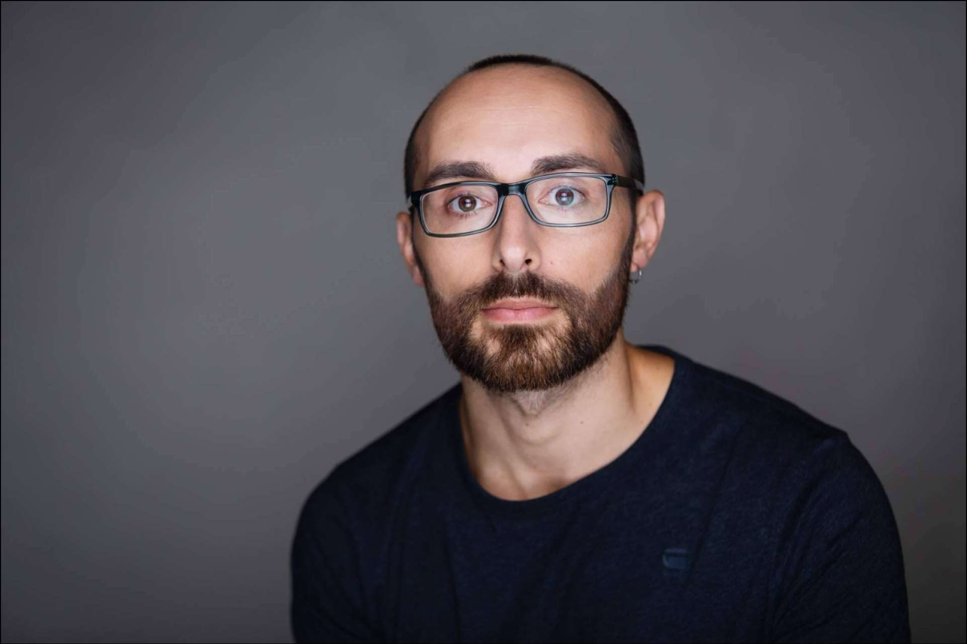 La mentoría de Javier Romero para ayudar en la creación de un negocio rentable de maquillaje
