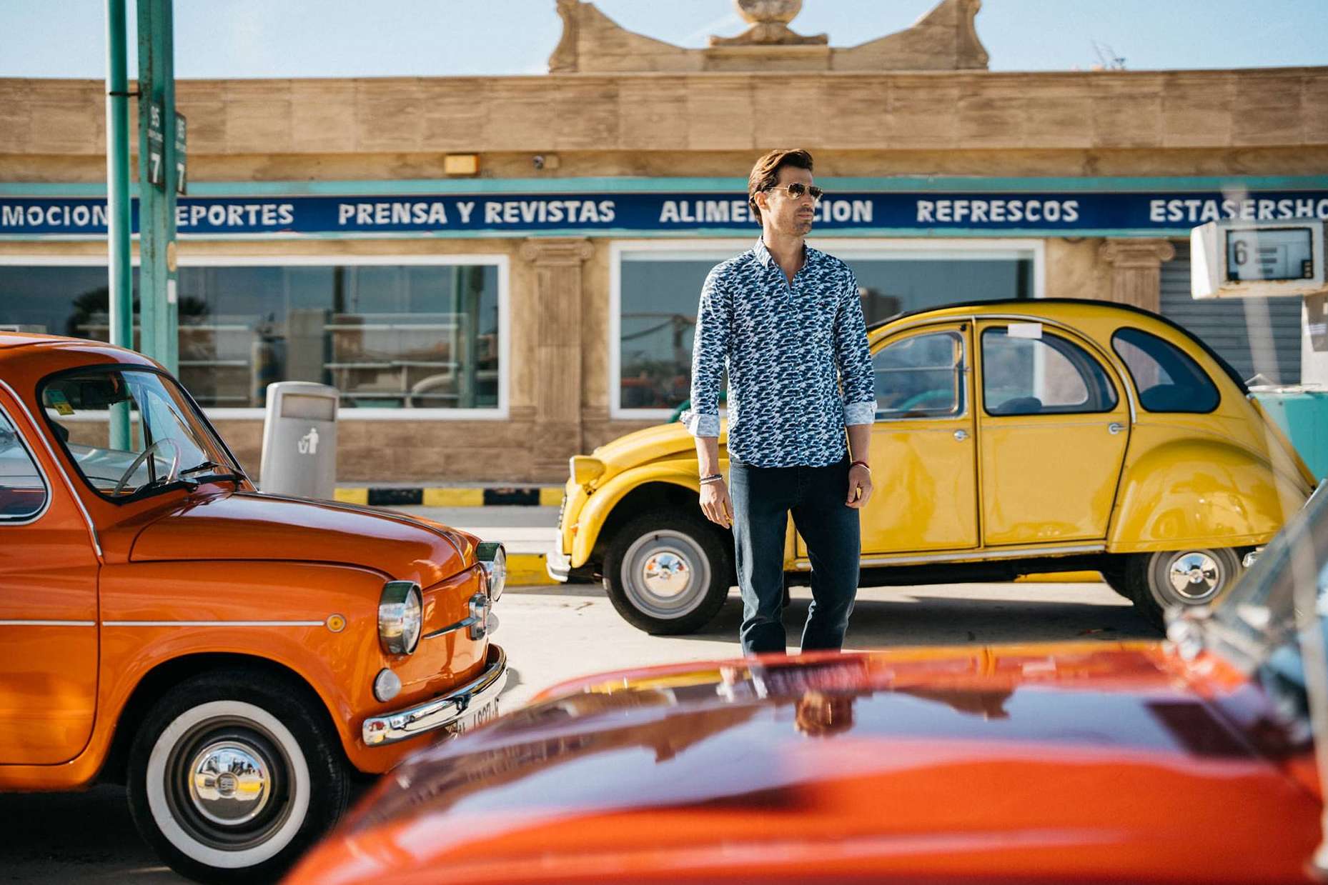 Frescura y elegancia con las camisas de manga corta de hombre de Surfcar