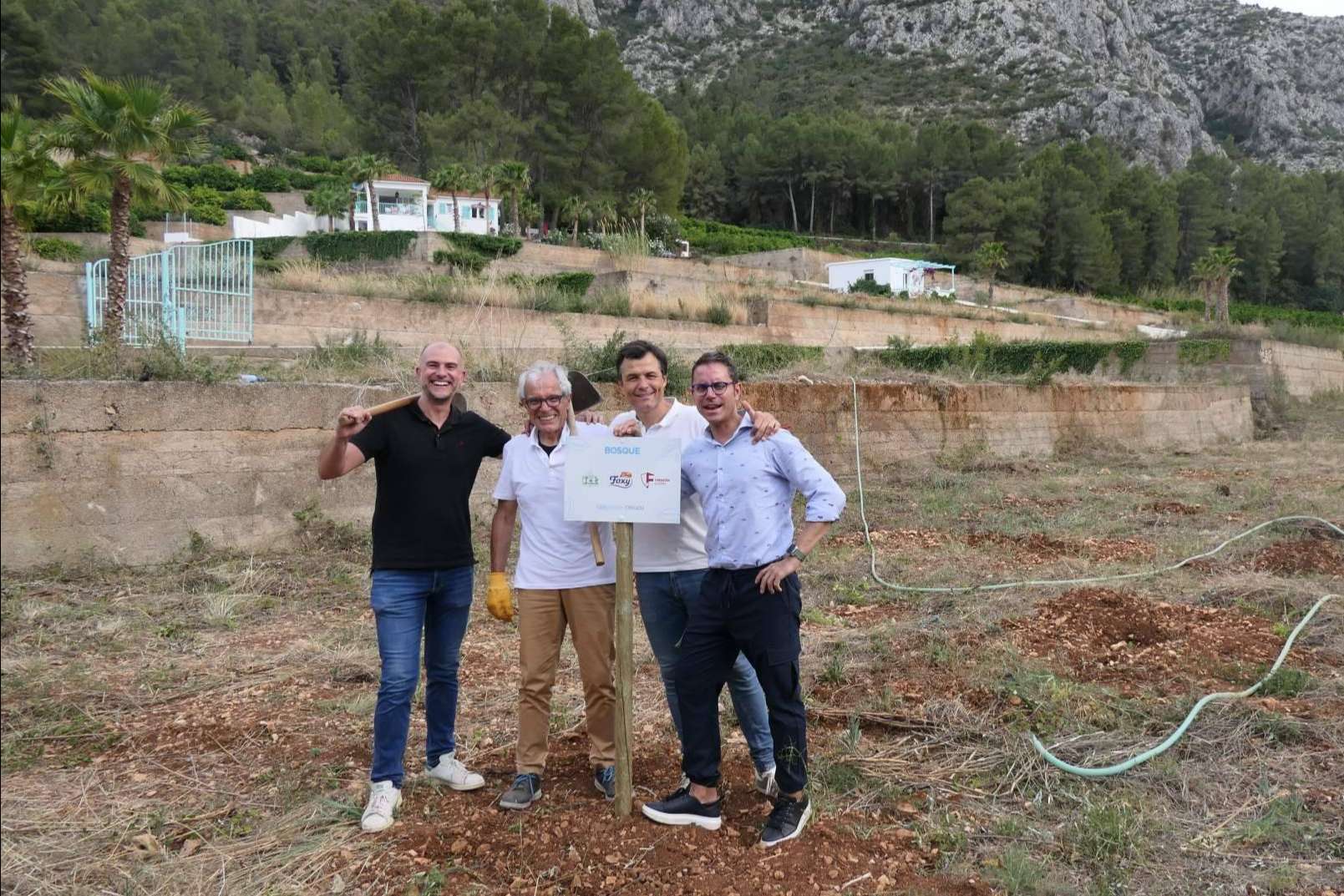 Alicante acoge el 9º bosque del programa 'Juega tu papel'