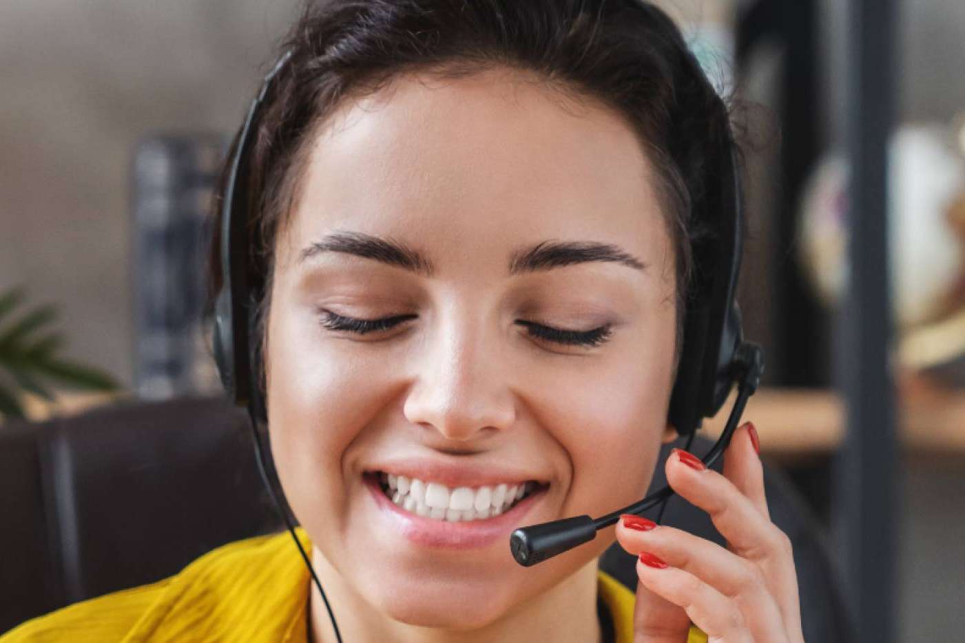 Cómo crecer a nivel empresarial externalizando los servicios de atención al cliente con SVAE