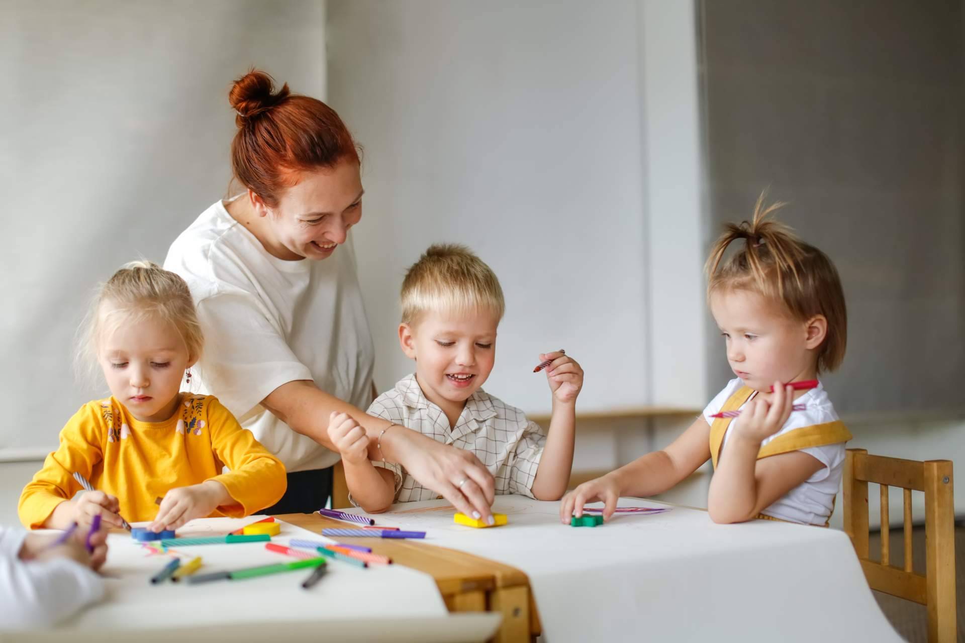 Formarse como pedagogo terapeutico es posible con el programa de ISEB
