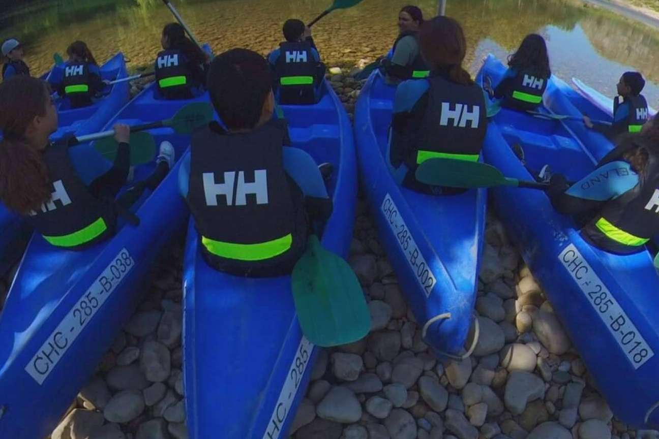 El descenso del Sella en canoa es una de las actividades más populares en Asturias