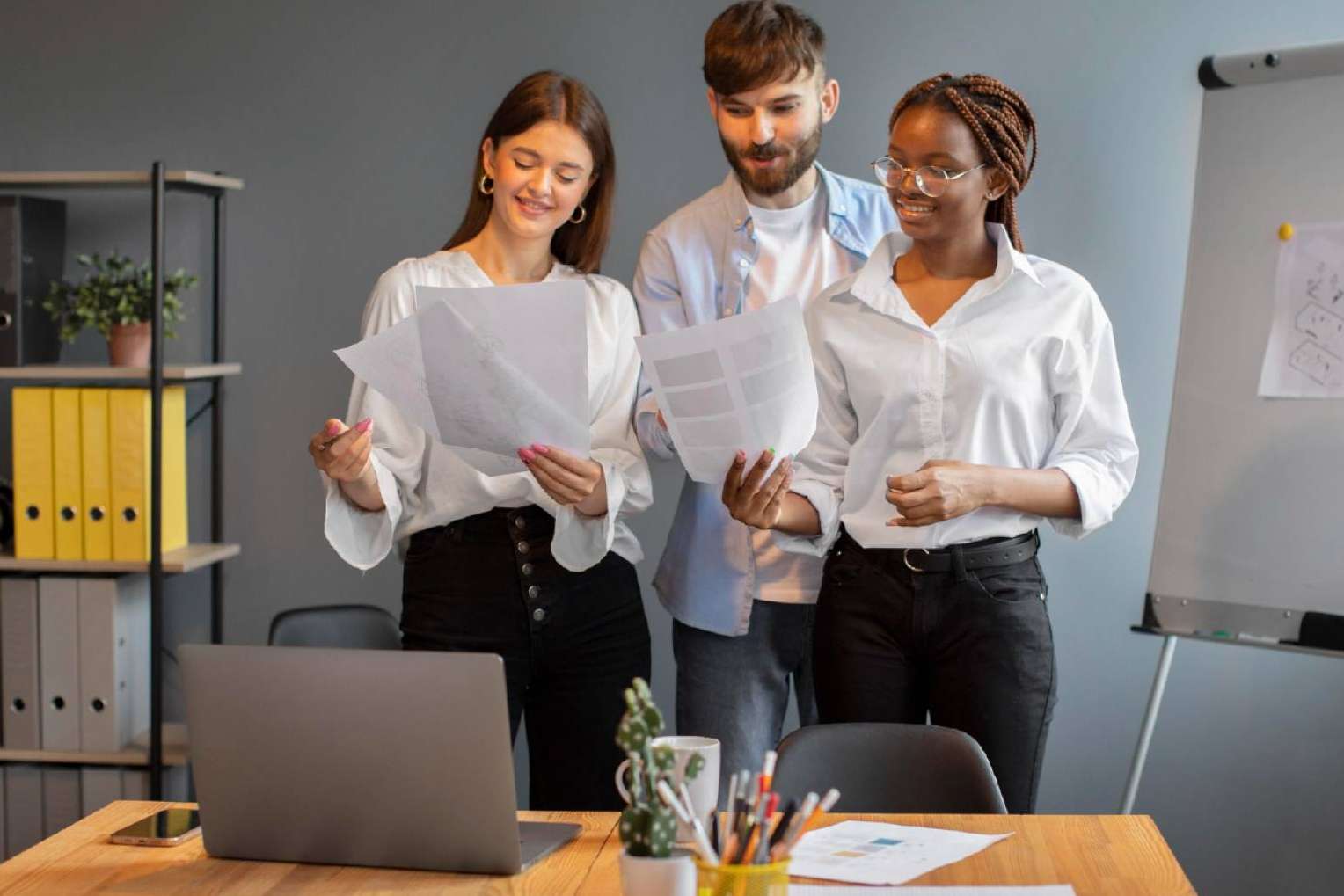 Contrato y Convenio de prácticas en empresas. ¿Cuál elegir?